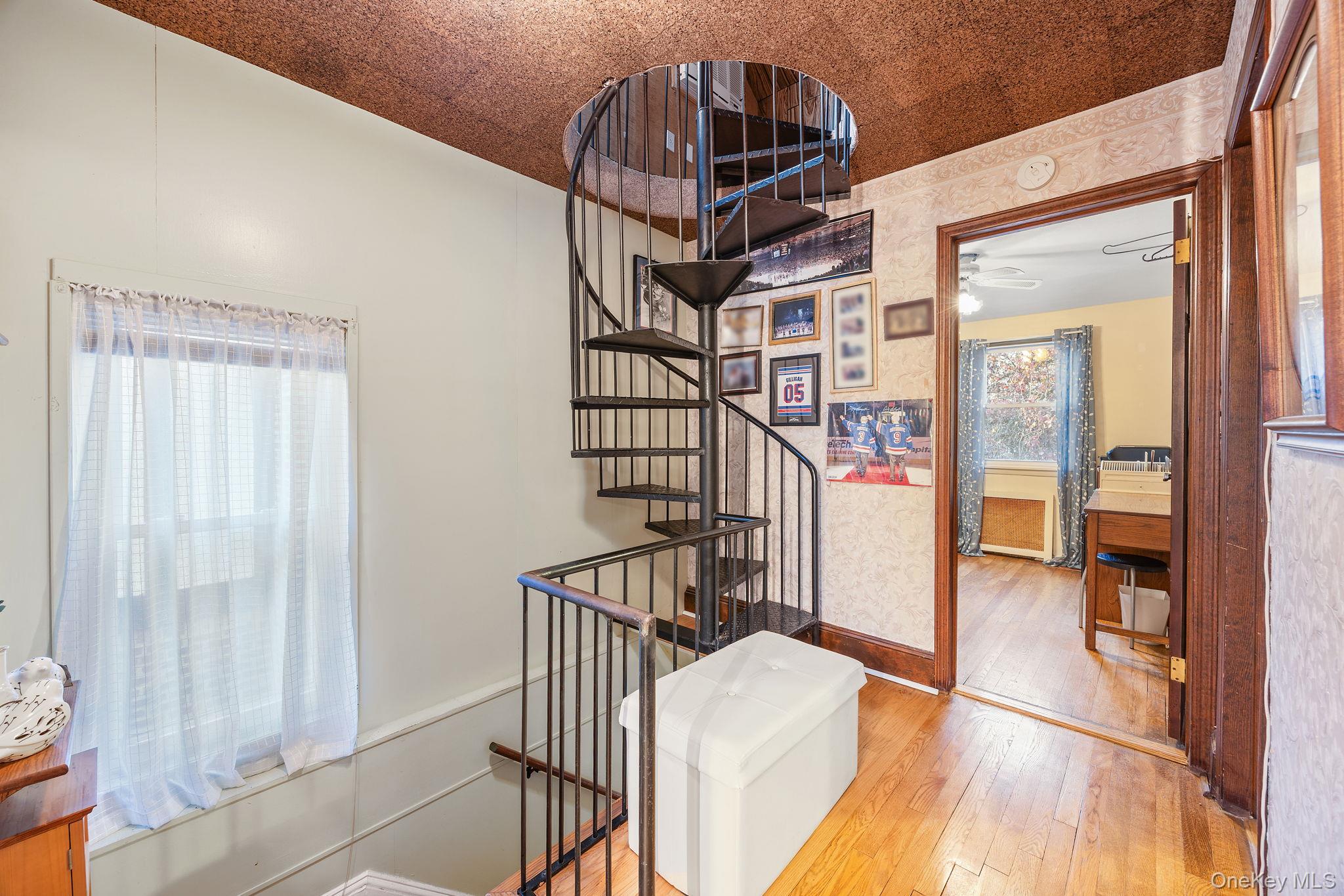 #17 photo, 88-30 Cooper Avenue, Glendale , NY 11385