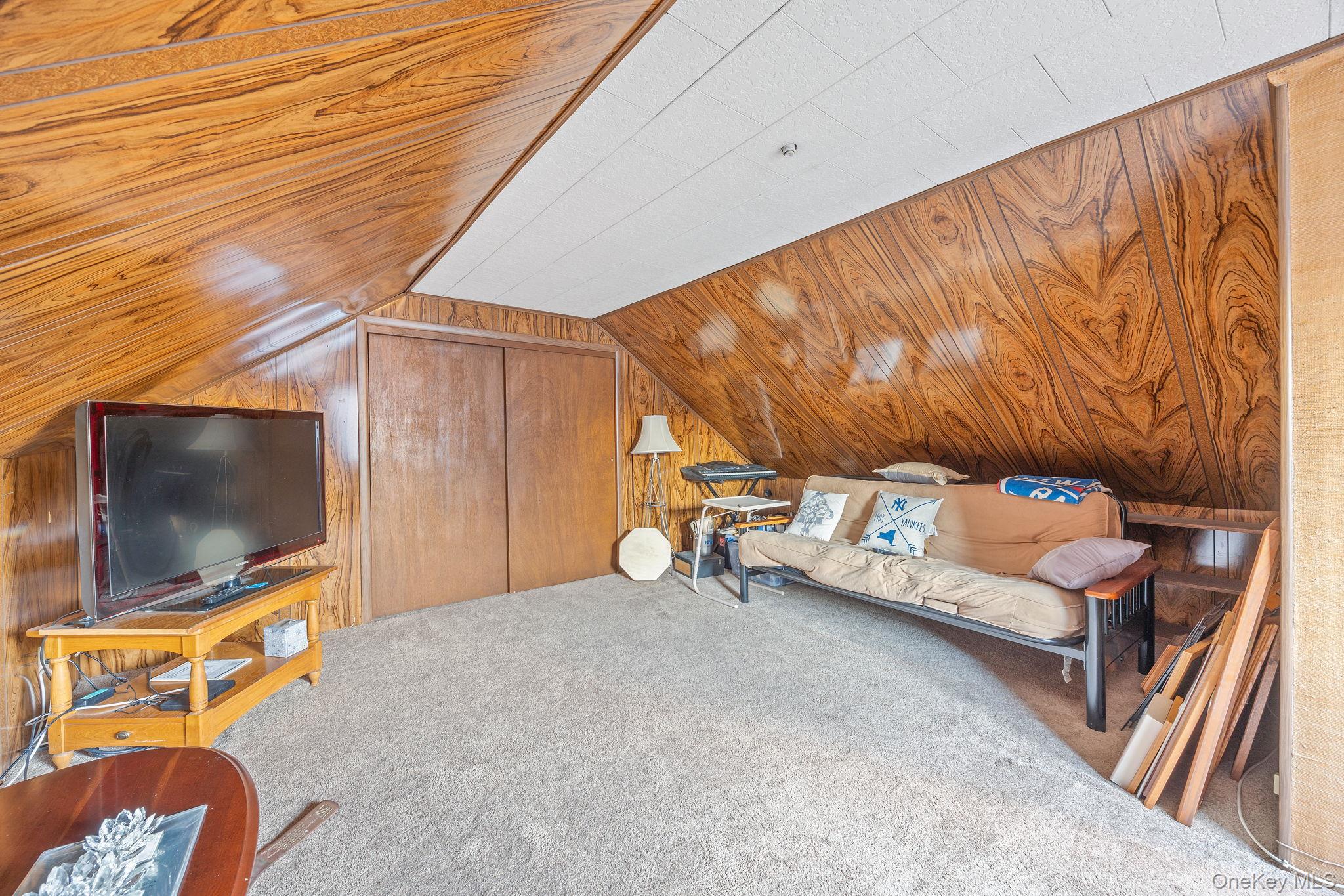 #18 photo, 88-30 Cooper Avenue, Glendale , NY 11385