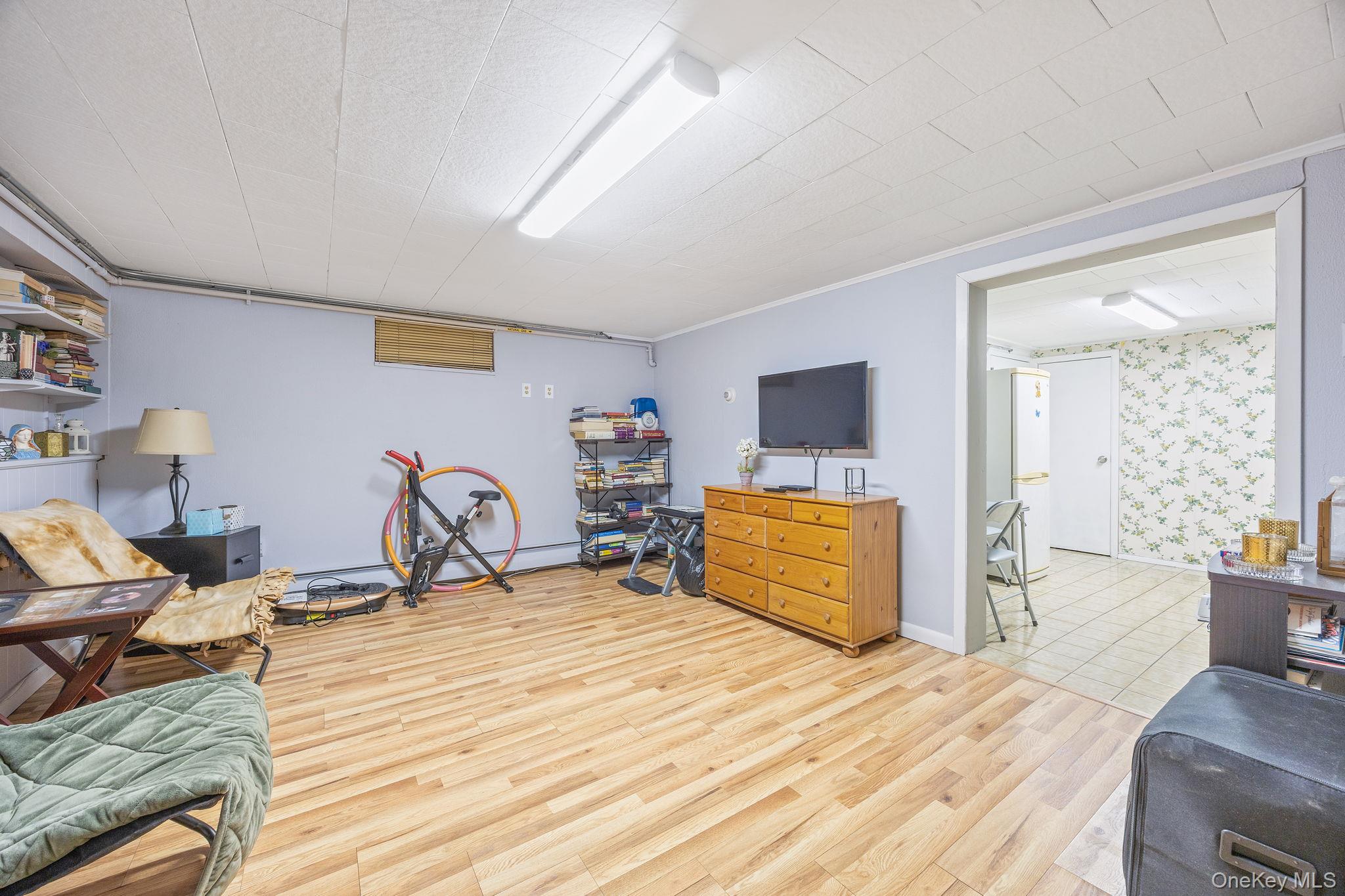 #20 photo, 88-30 Cooper Avenue, Glendale , NY 11385