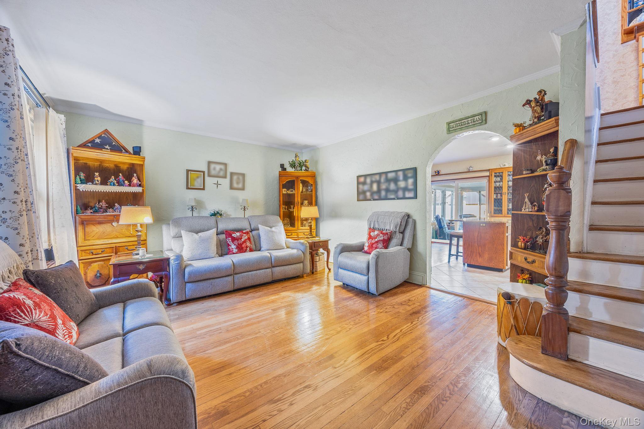 #3 photo, 88-30 Cooper Avenue, Glendale , NY 11385