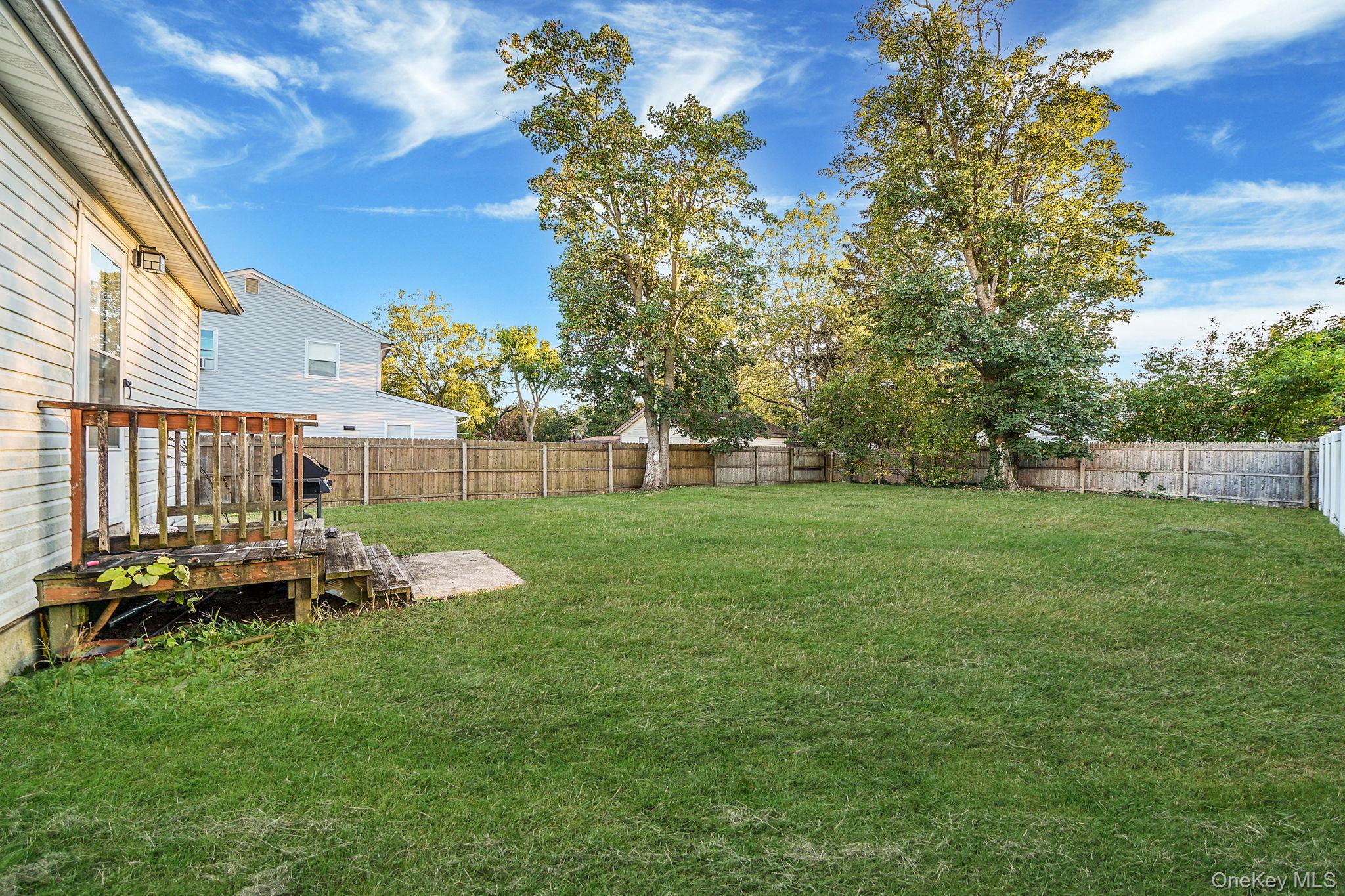 #20 photo, 110 2nd Avenue, Bay Shore , NY 11706