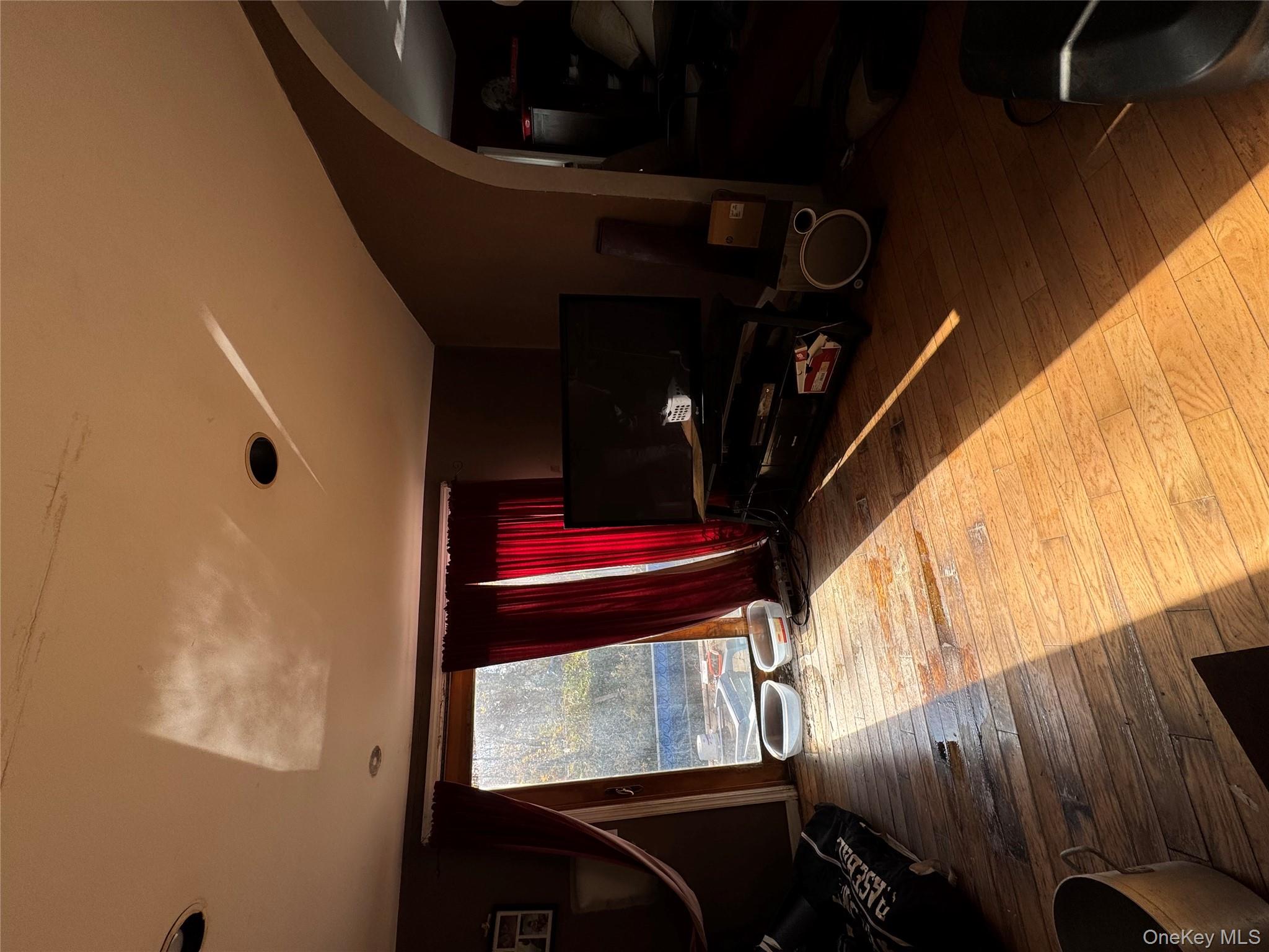 #7 photo, 32 Weed Avenue, Hawthorne , NY 10532