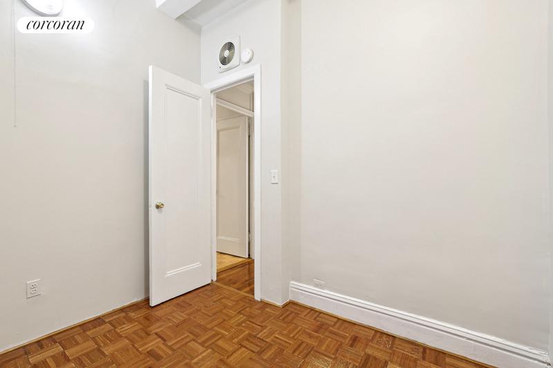 #7 photo, New York City, Upper West Side , NY 10024