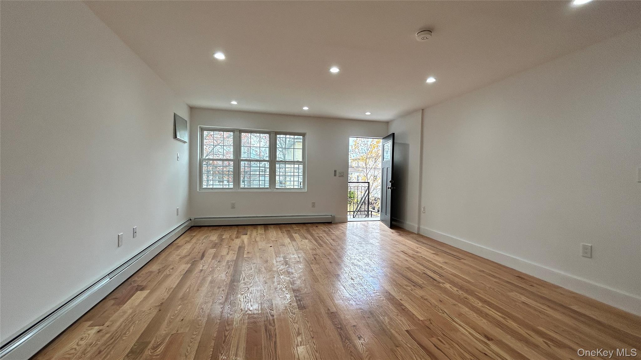 #11 photo, 6931 Burchell Avenue, Arverne , NY 11692