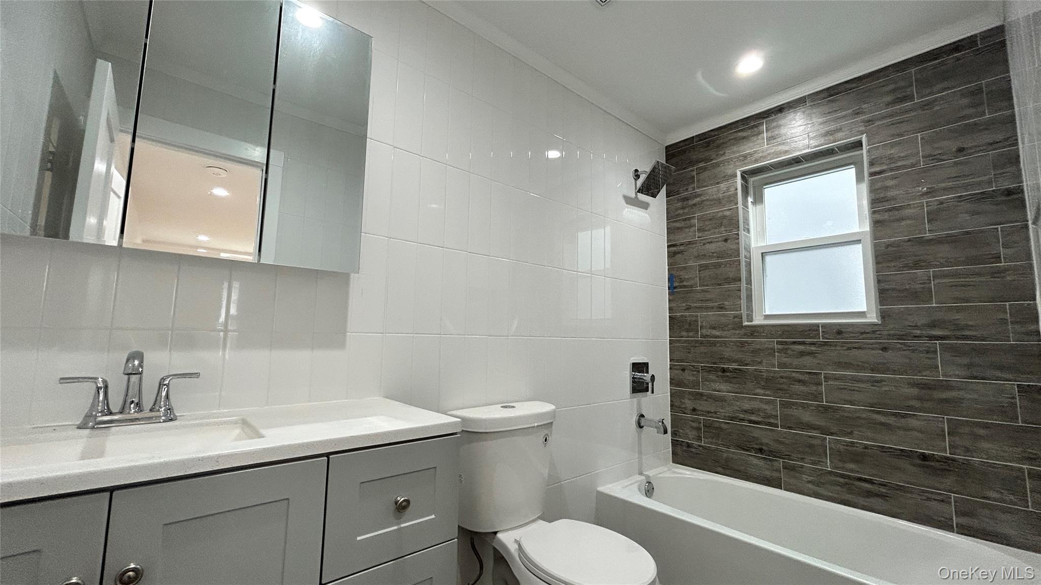 #4 photo, 6931 Burchell Avenue, Arverne , NY 11692