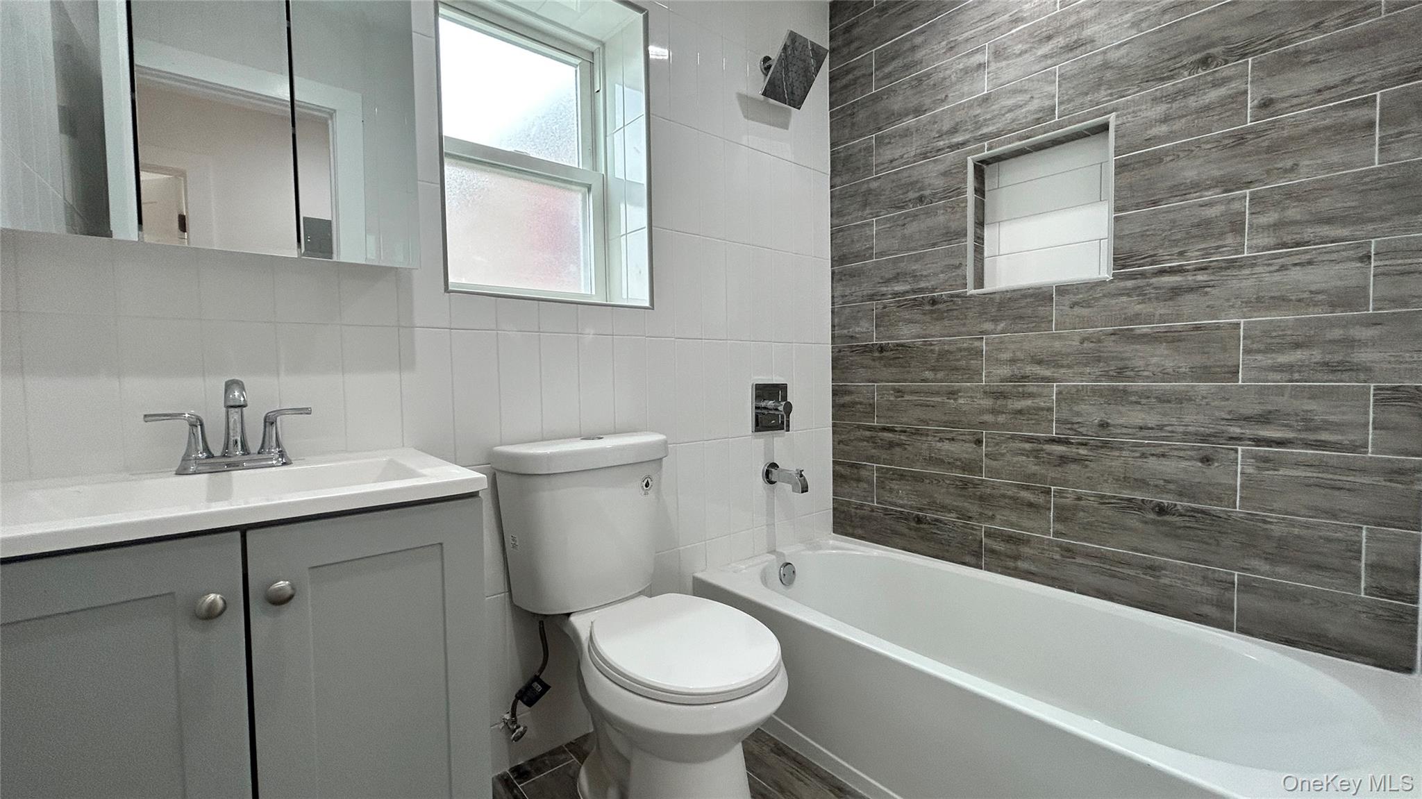 #7 photo, 6931 Burchell Avenue, Arverne , NY 11692