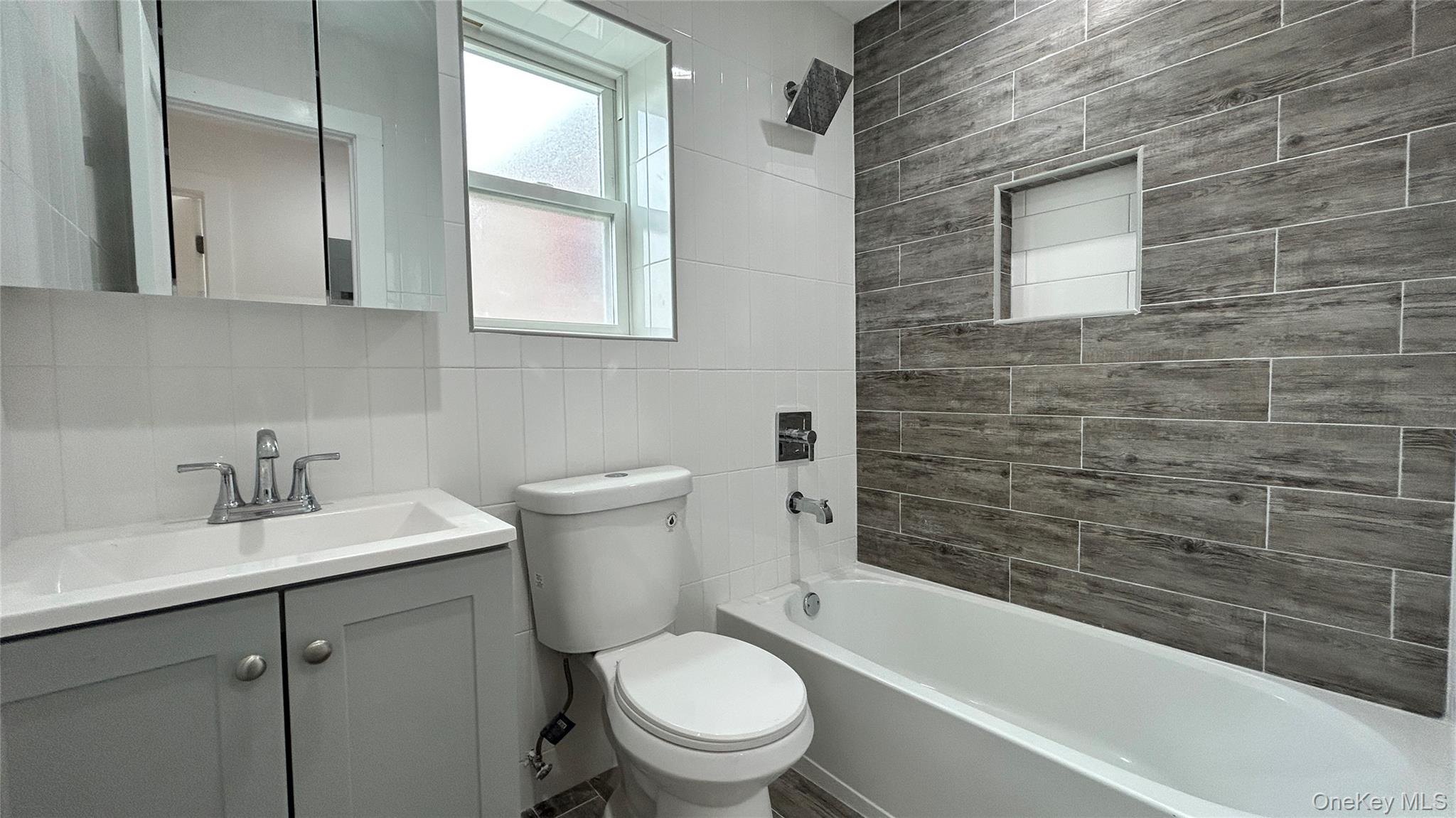 #8 photo, 6931 Burchell Avenue, Arverne , NY 11692