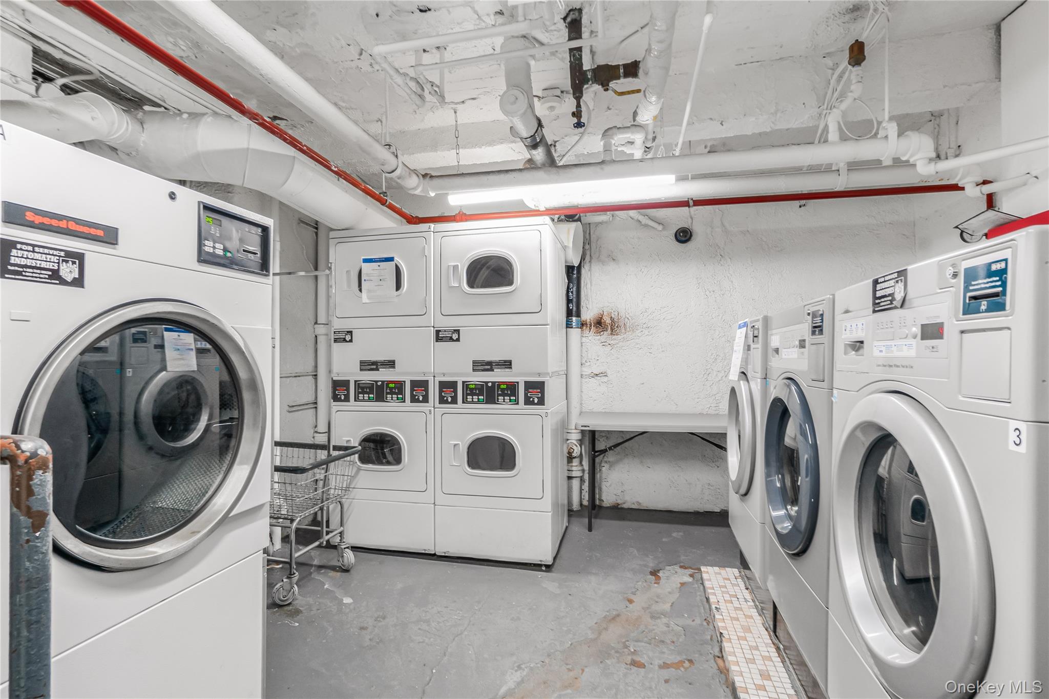 #15 photo, 84-50 169th Street, Jamaica Hills , NY 11432