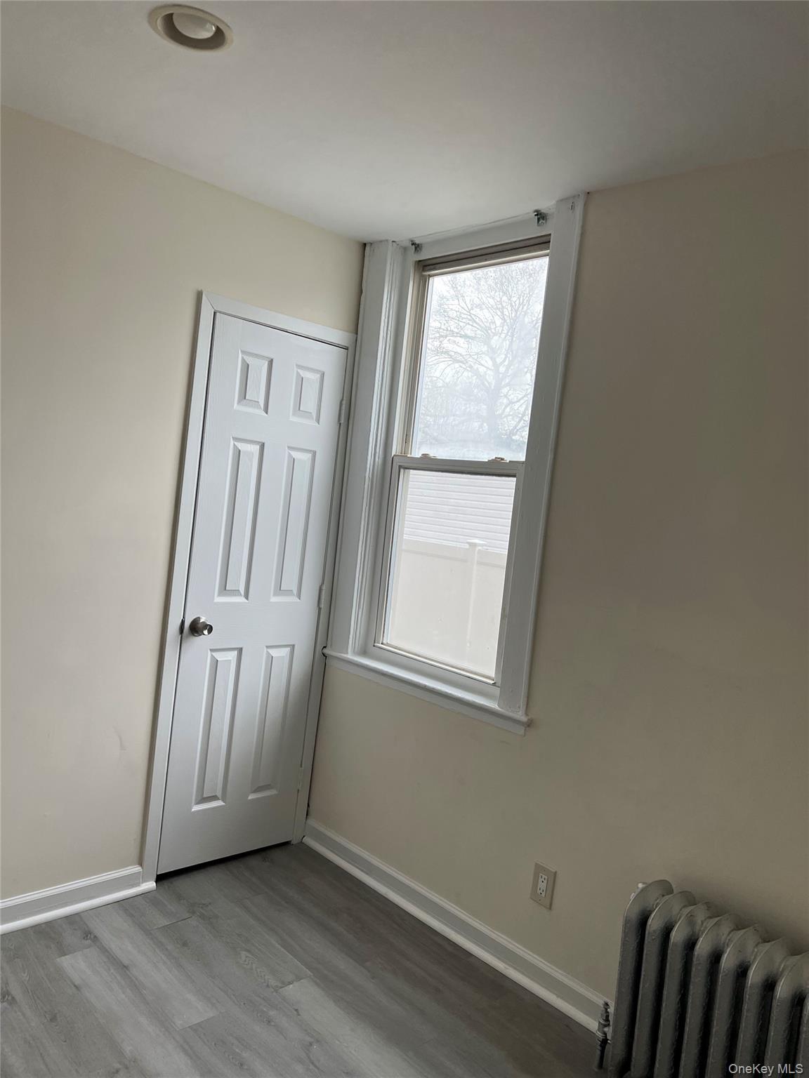 #9 photo, 741 Clocks Boulevard, Massapequa , NY 11758