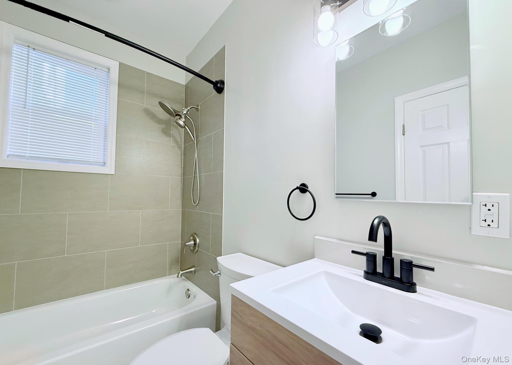 #14 photo, 621 2nd Street, Mamaroneck , NY 10543