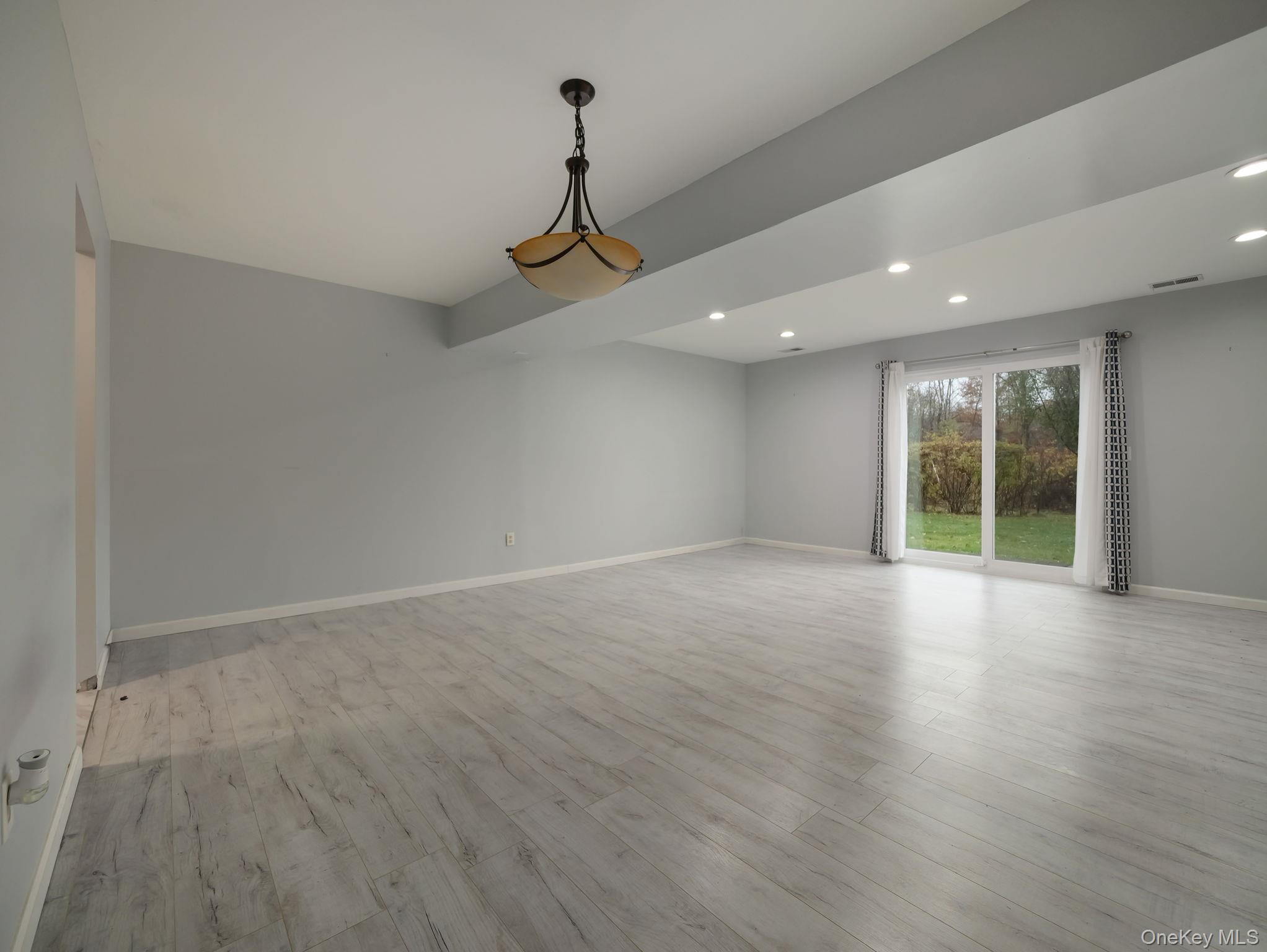 #11 photo, 276 Temple Hill Road, New Windsor , NY 12553