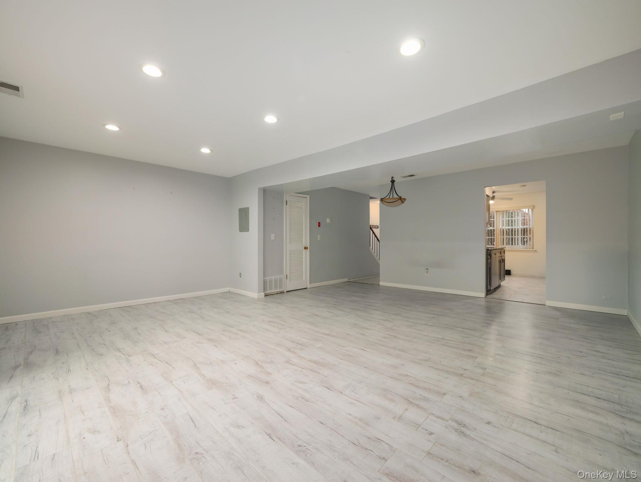 #12 photo, 276 Temple Hill Road, New Windsor , NY 12553