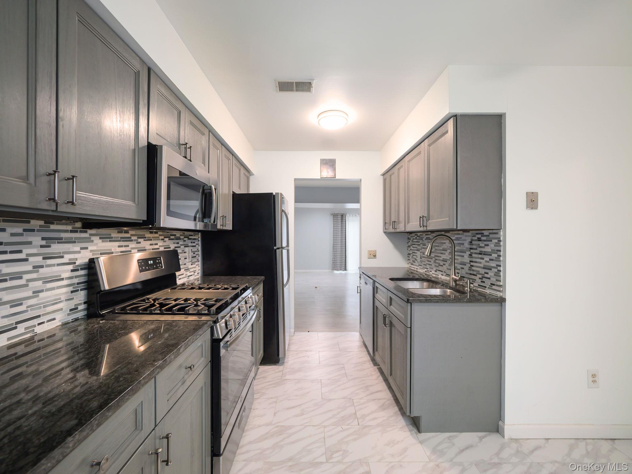 #8 photo, 276 Temple Hill Road, New Windsor , NY 12553