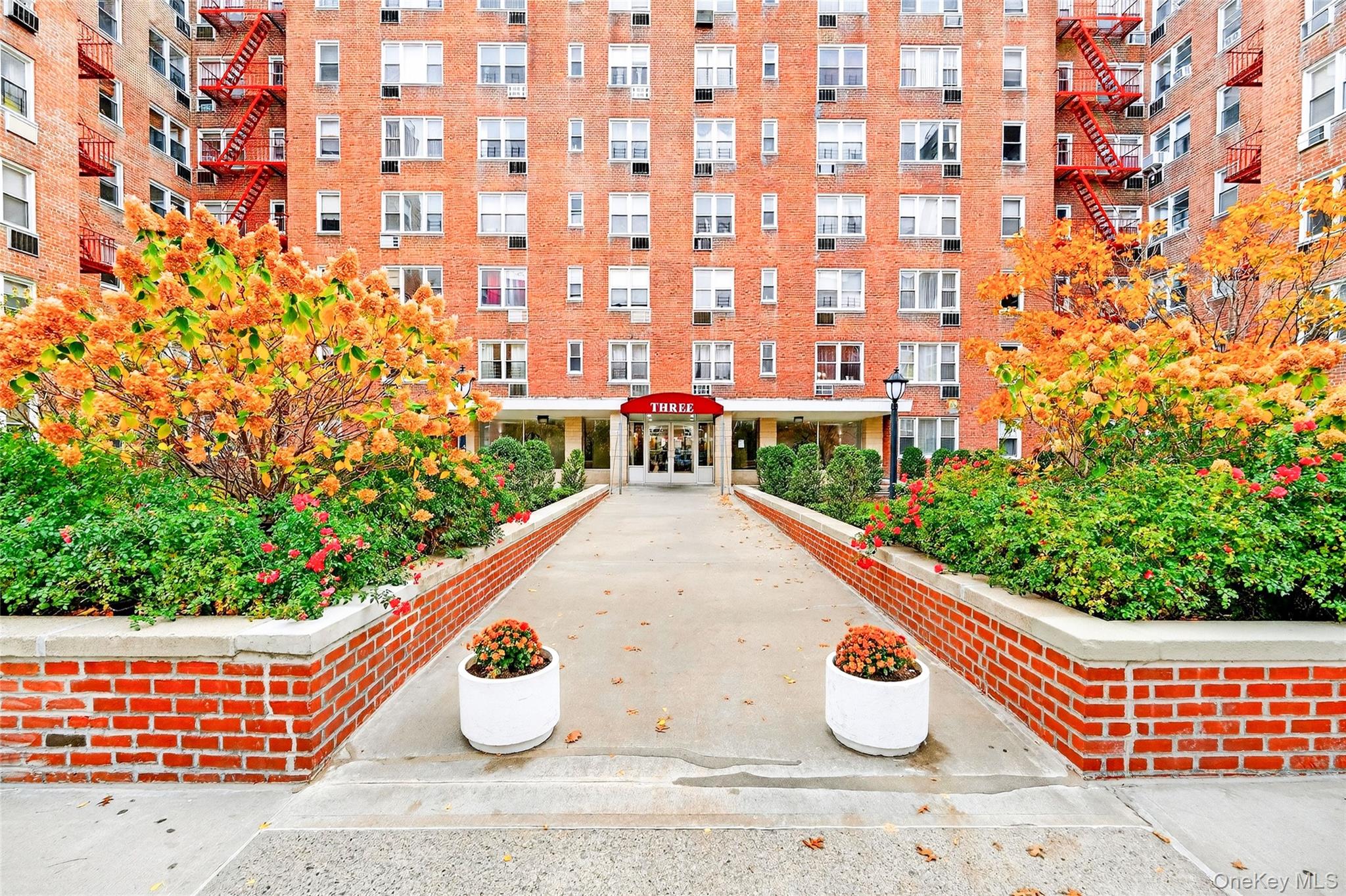 #3 photo, 3 Sadore Lane, Yonkers , NY 10710