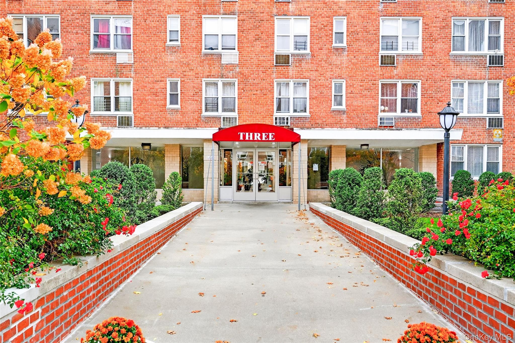 #4 photo, 3 Sadore Lane, Yonkers , NY 10710