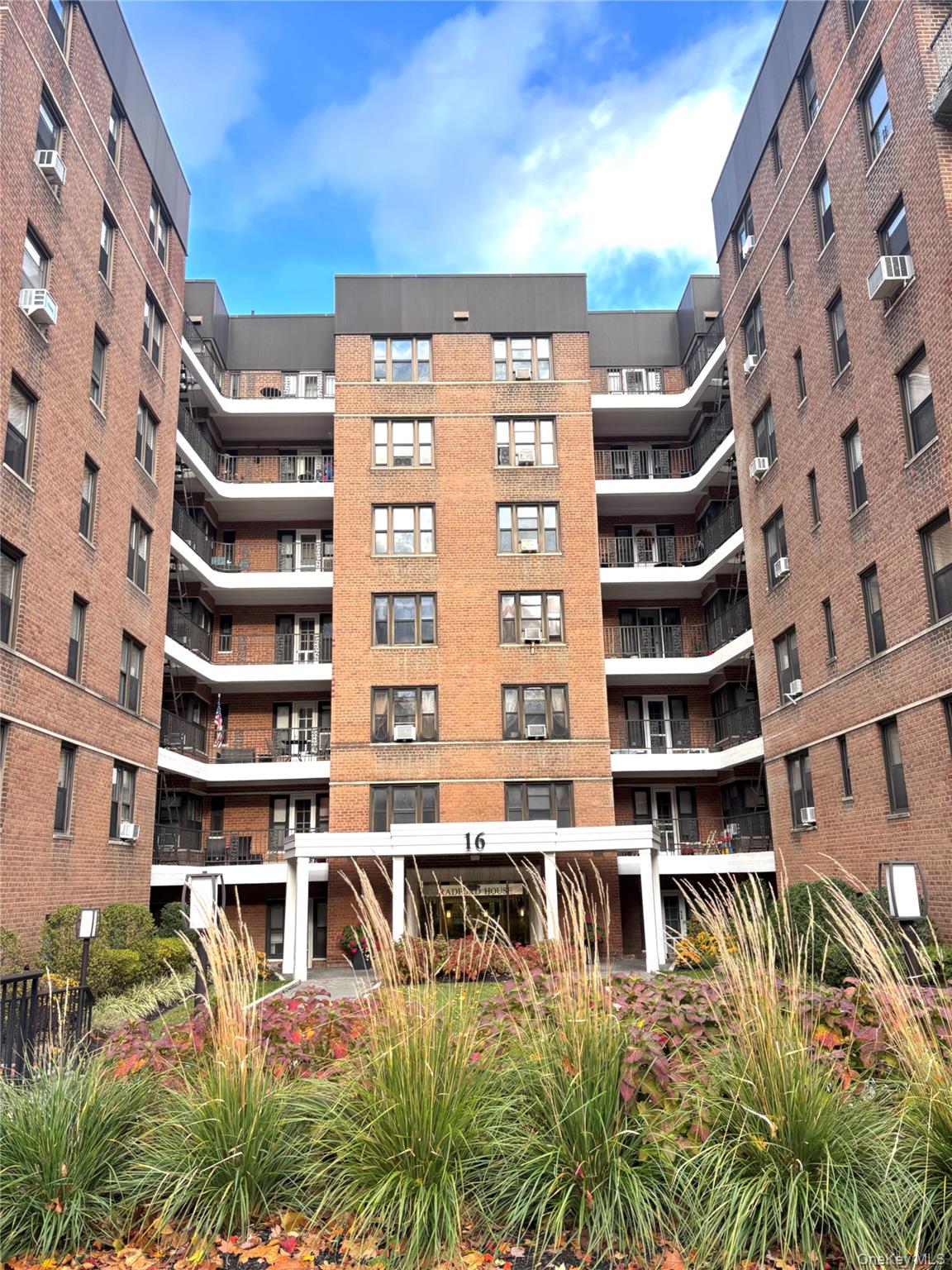 #1 photo, 16 N Broadway, White Plains , NY 10601