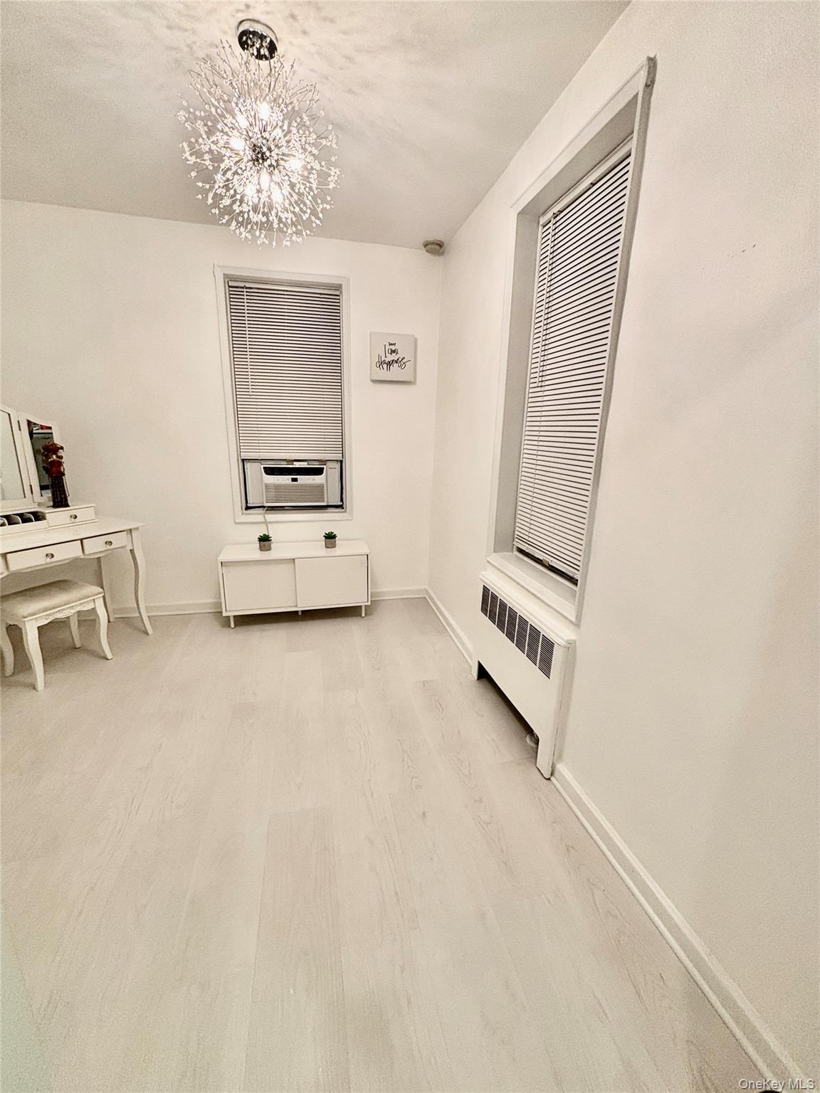 #17 photo, 16 N Broadway, White Plains , NY 10601