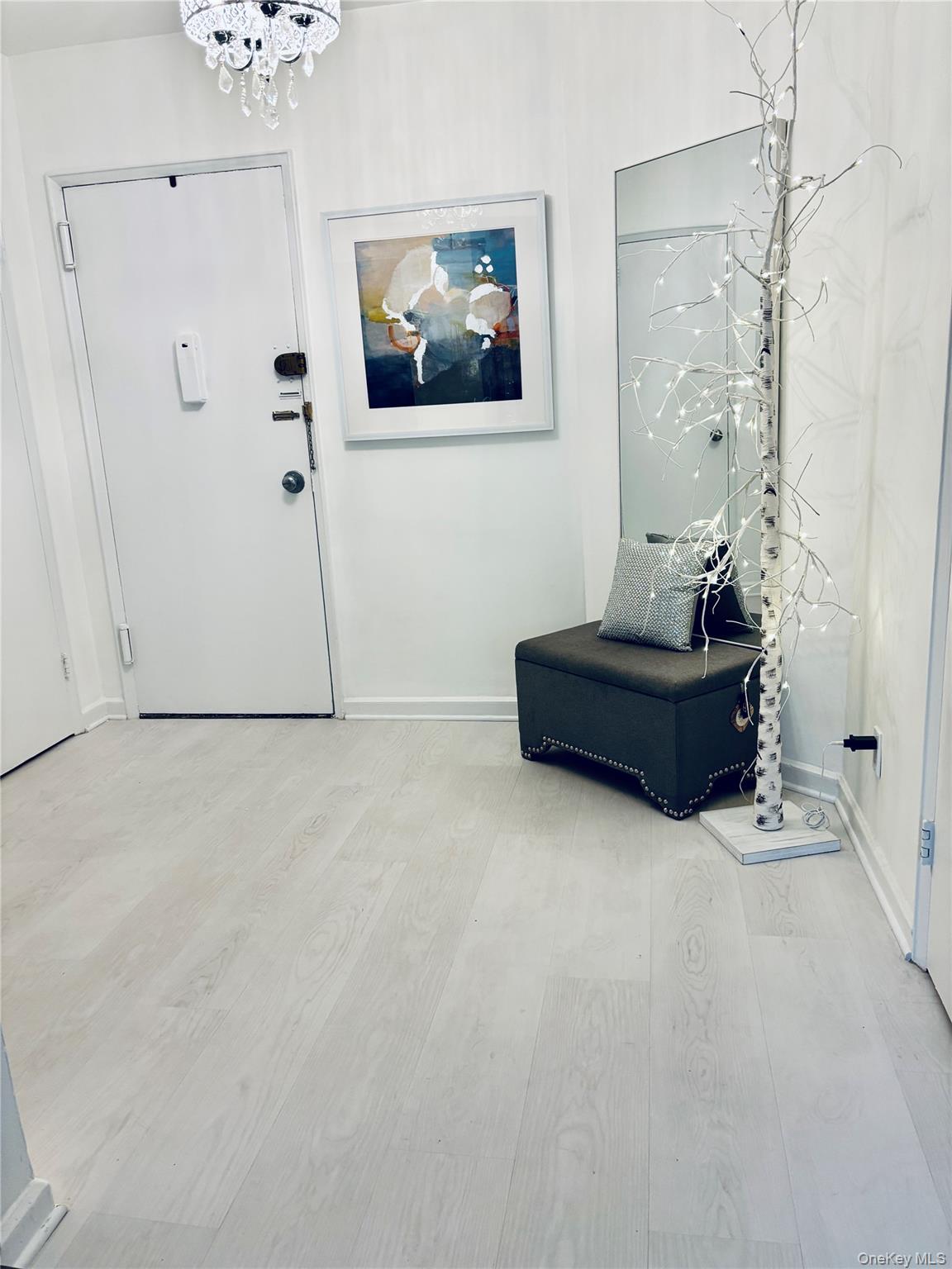 #2 photo, 16 N Broadway, White Plains , NY 10601