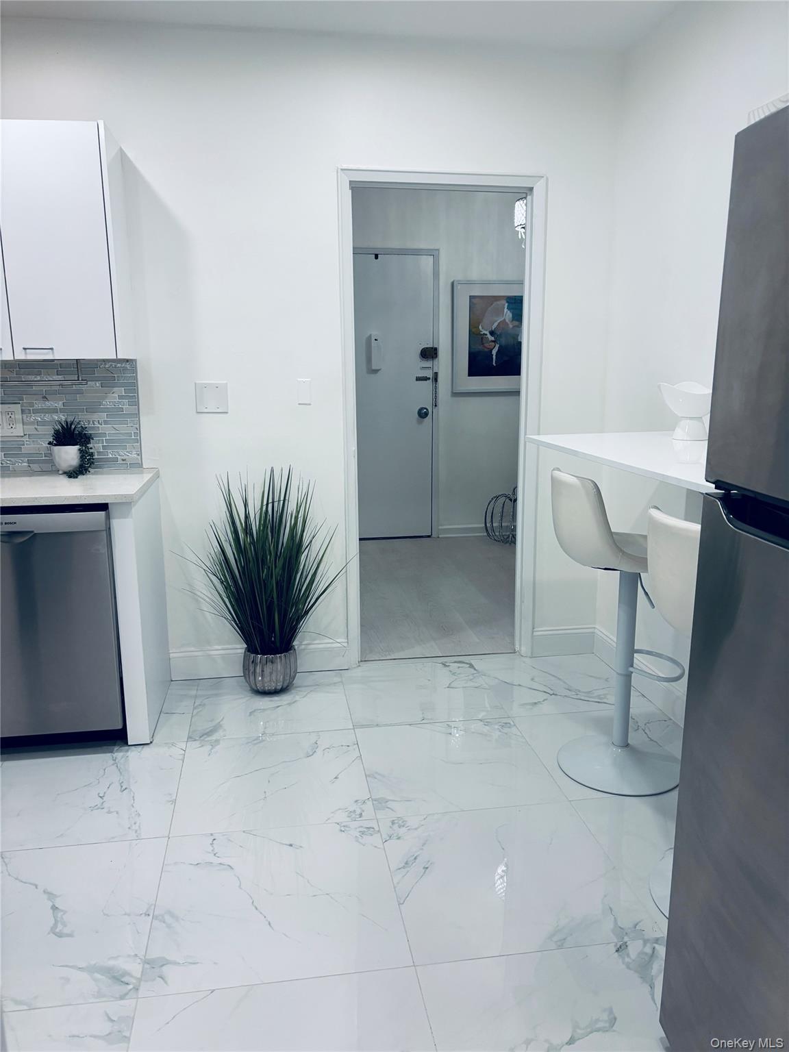 #5 photo, 16 N Broadway, White Plains , NY 10601