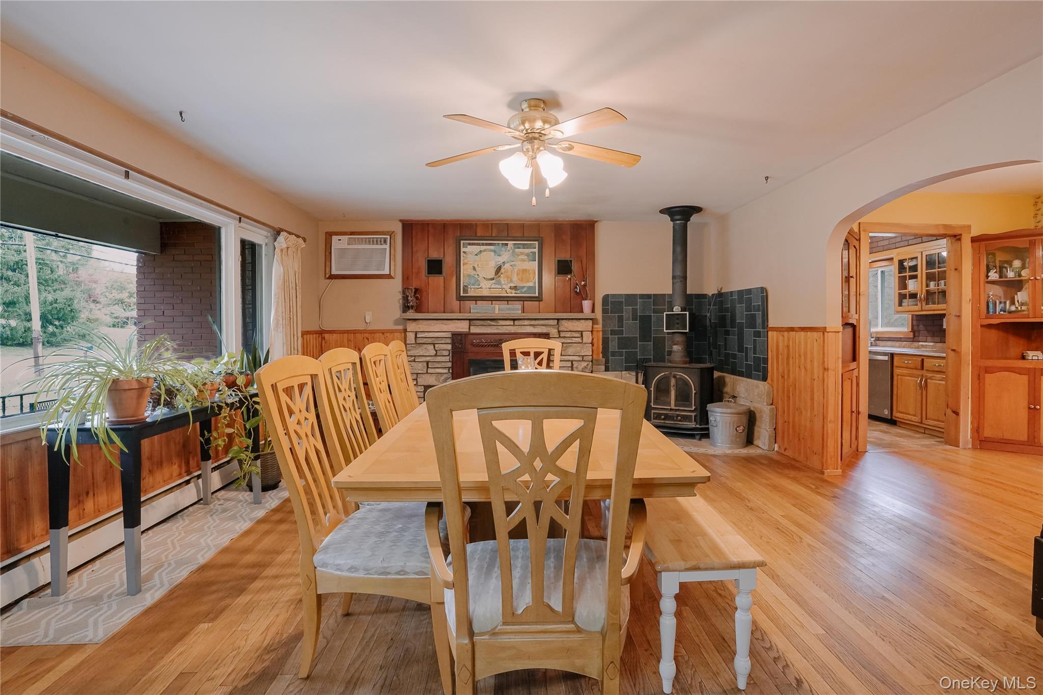 #5 photo, 84 Ulster Avenue, Esopus , NY 12487