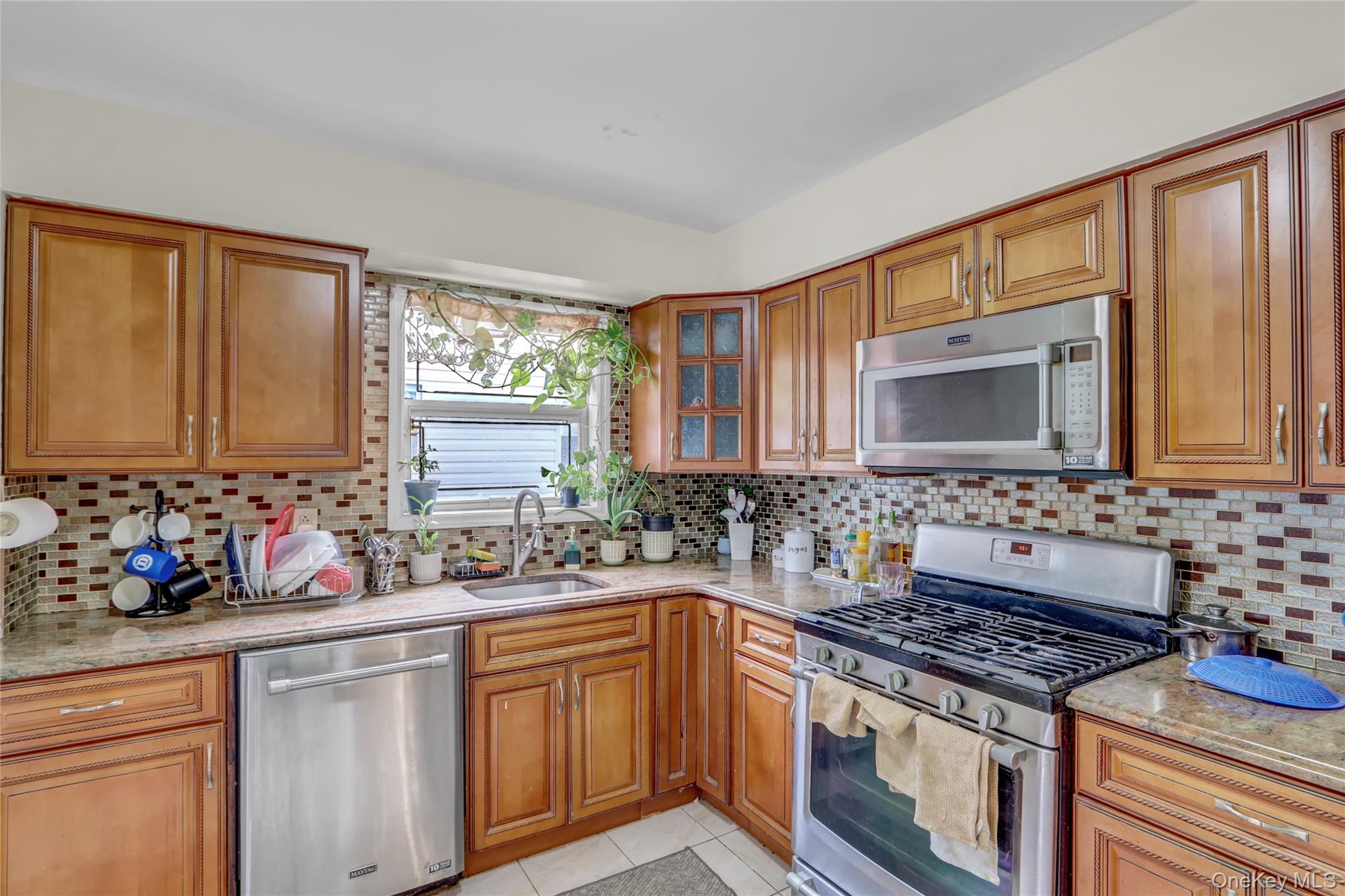 #10 photo, 121-02 153rd Street, Jamaica , NY 11434