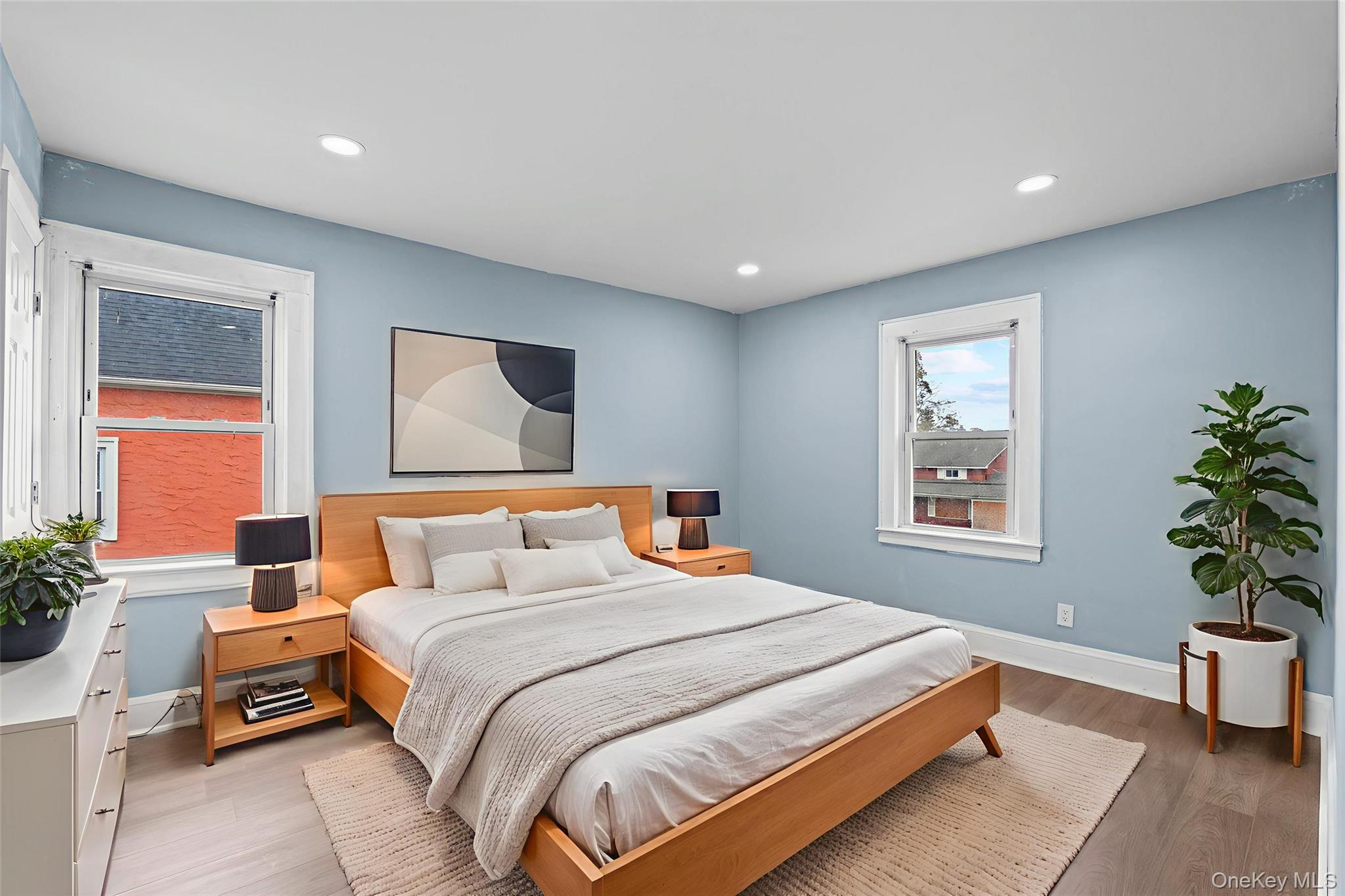 #11 photo, 28 Cornwall Lane, Hempstead , NY 11550