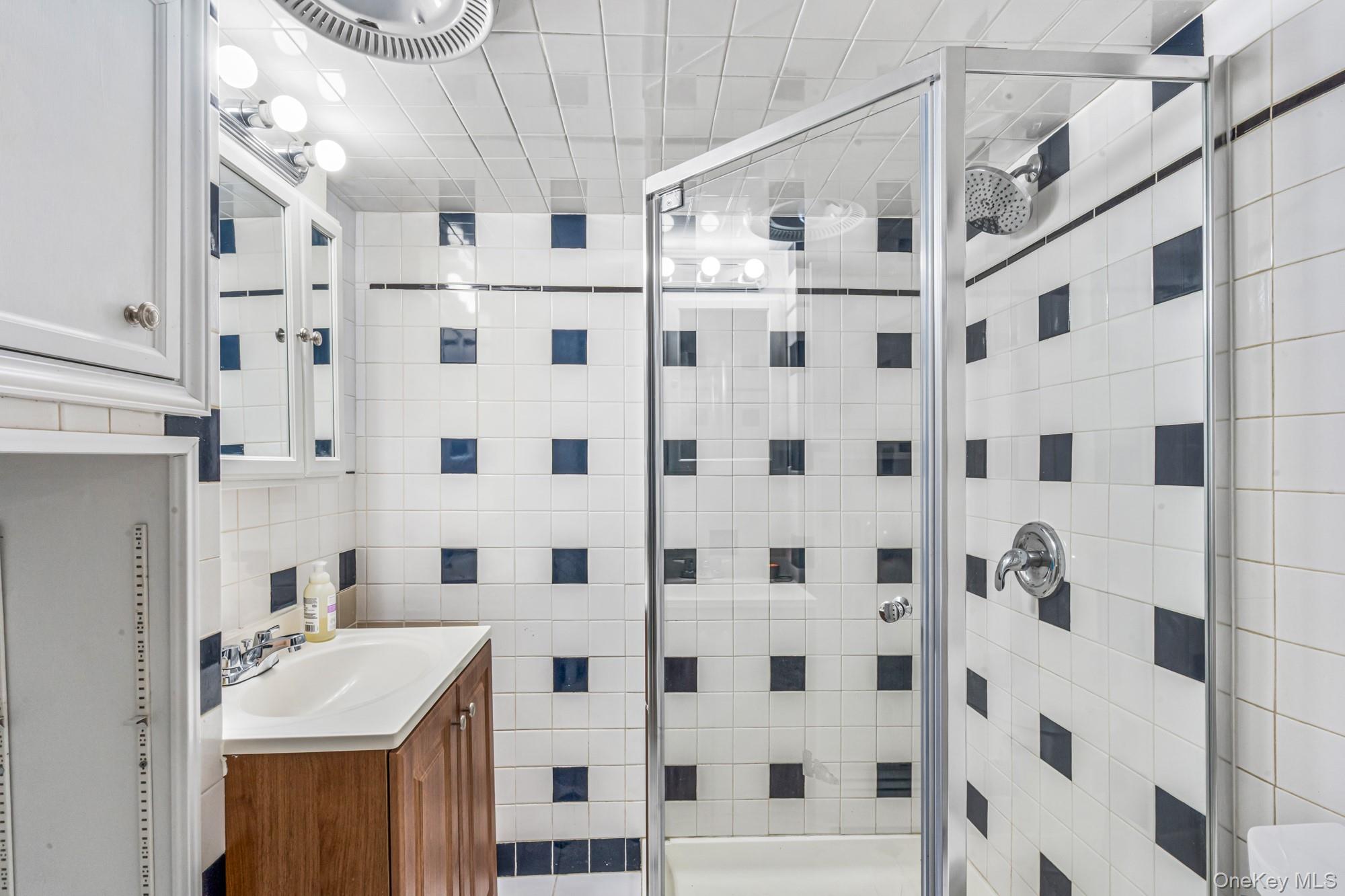 #13 photo, 151-35 20th Road, Whitestone , NY 11357