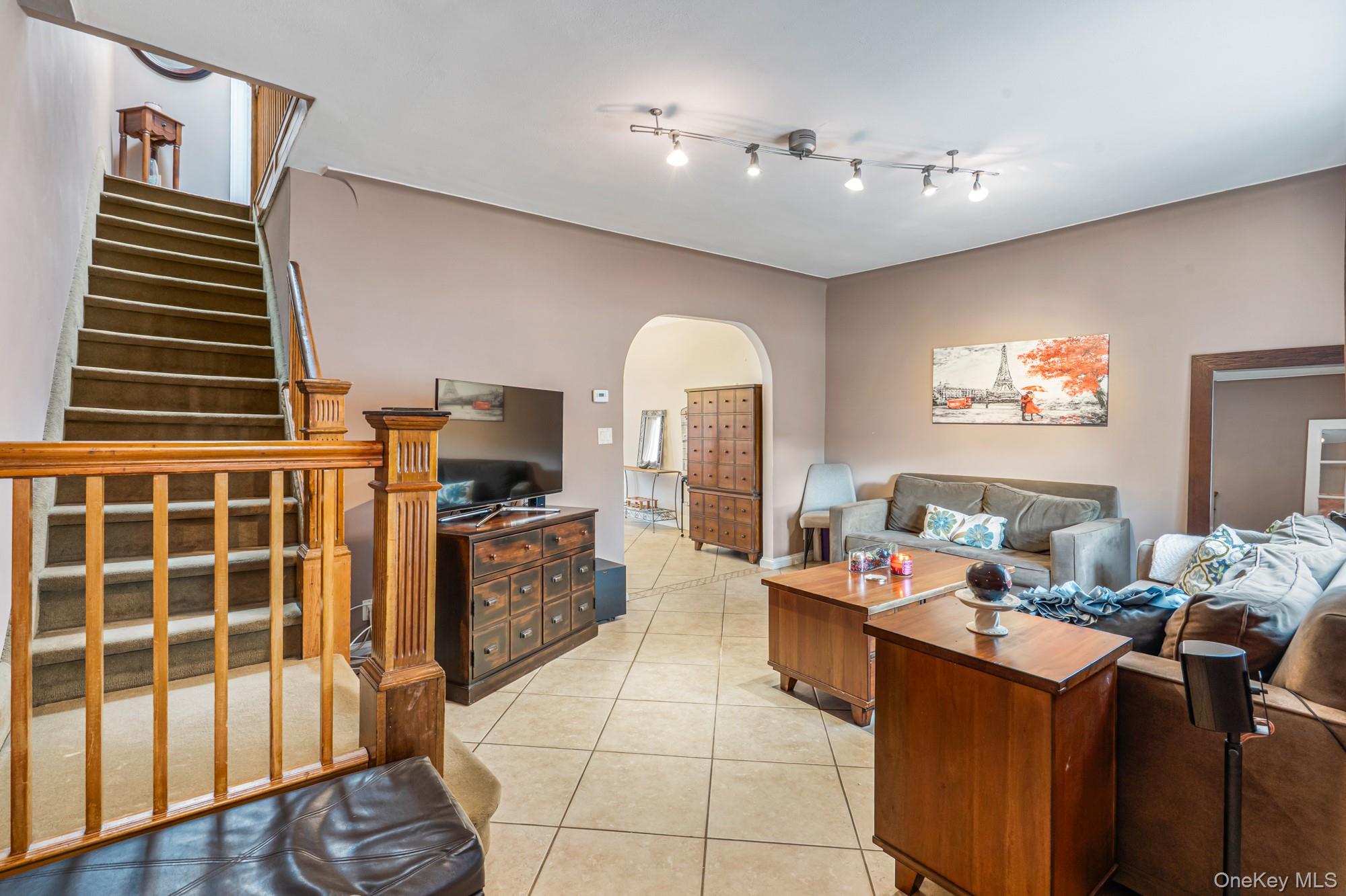 #3 photo, 151-35 20th Road, Whitestone , NY 11357