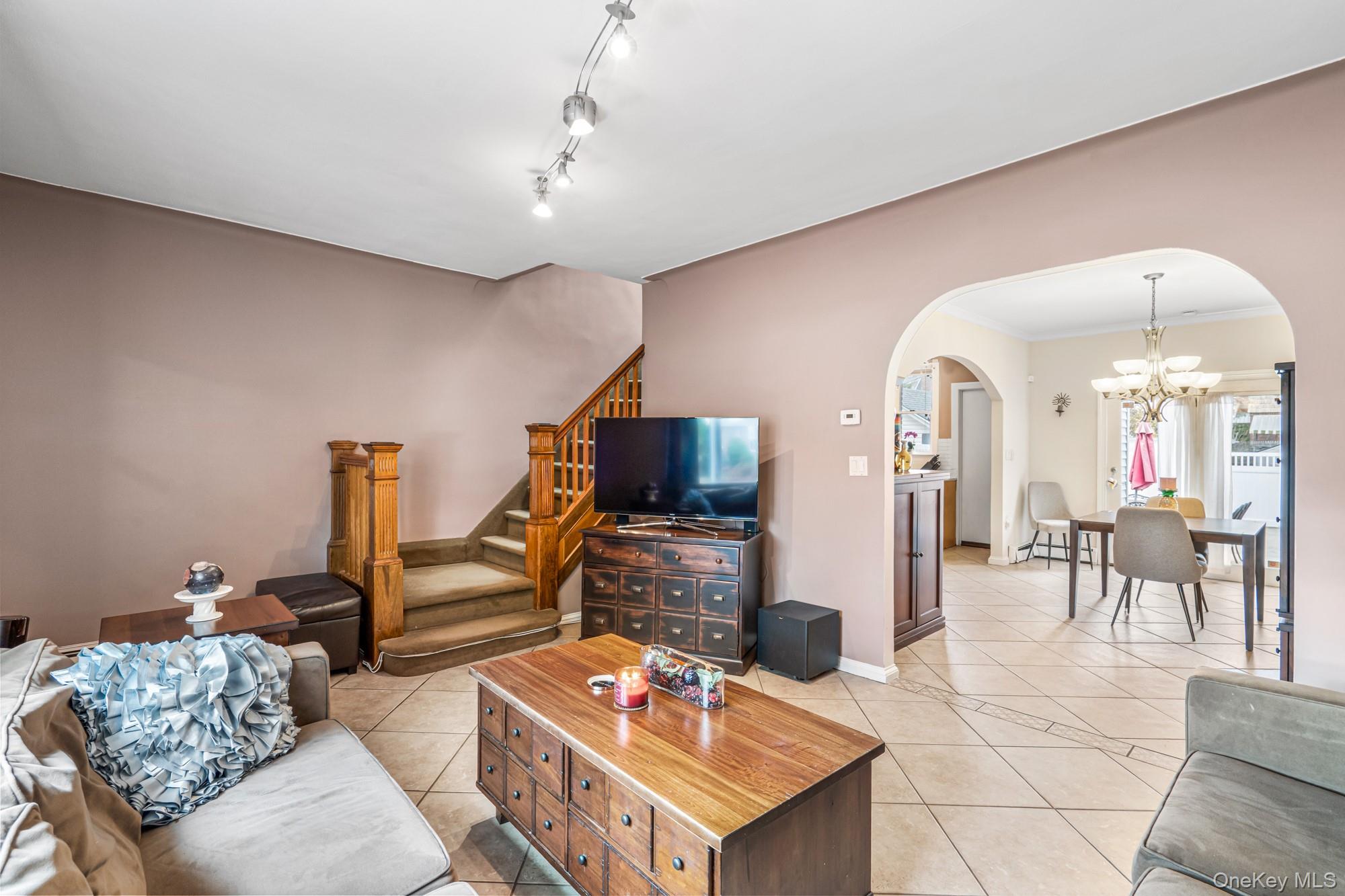 #5 photo, 151-35 20th Road, Whitestone , NY 11357