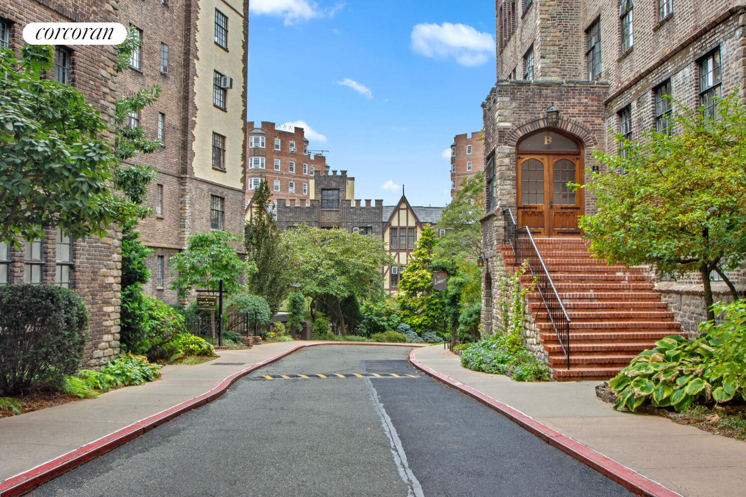 #10 photo, New York City, Hudson Heights , NY 10033