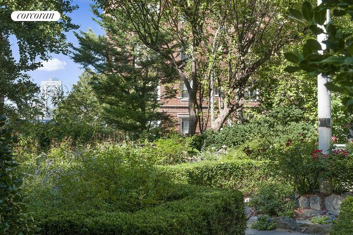 #14 photo, New York City, Hudson Heights , NY 10033