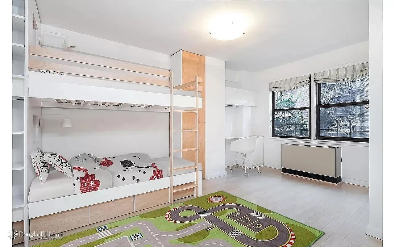 #5 photo, New York City, Greenwich Village , NY 10003