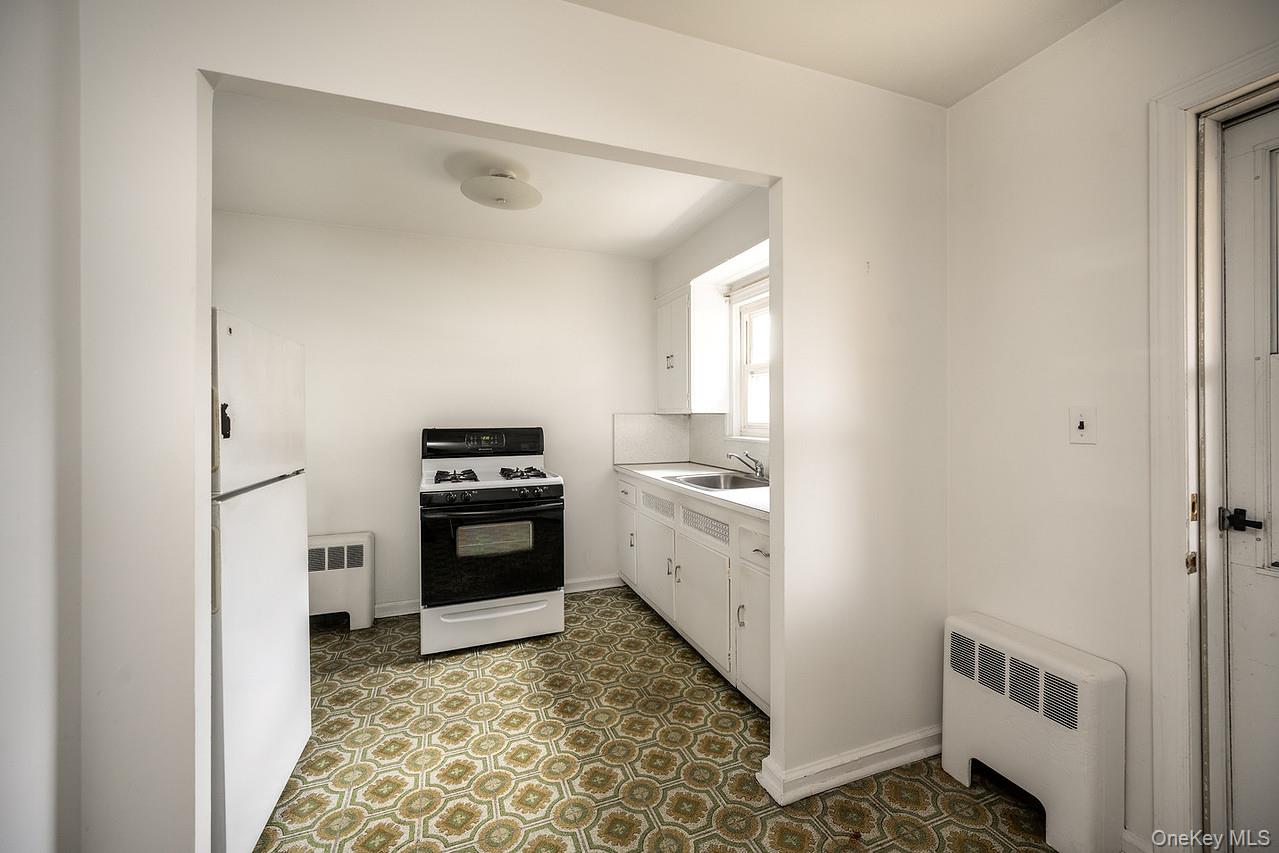 #10 photo, 10 Maywood Avenue, Rye Brook , NY 10573