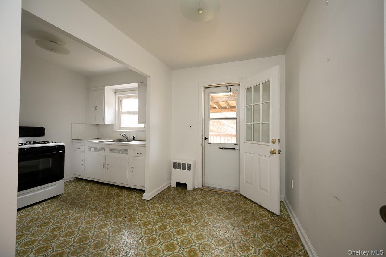 #9 photo, 10 Maywood Avenue, Rye Brook , NY 10573