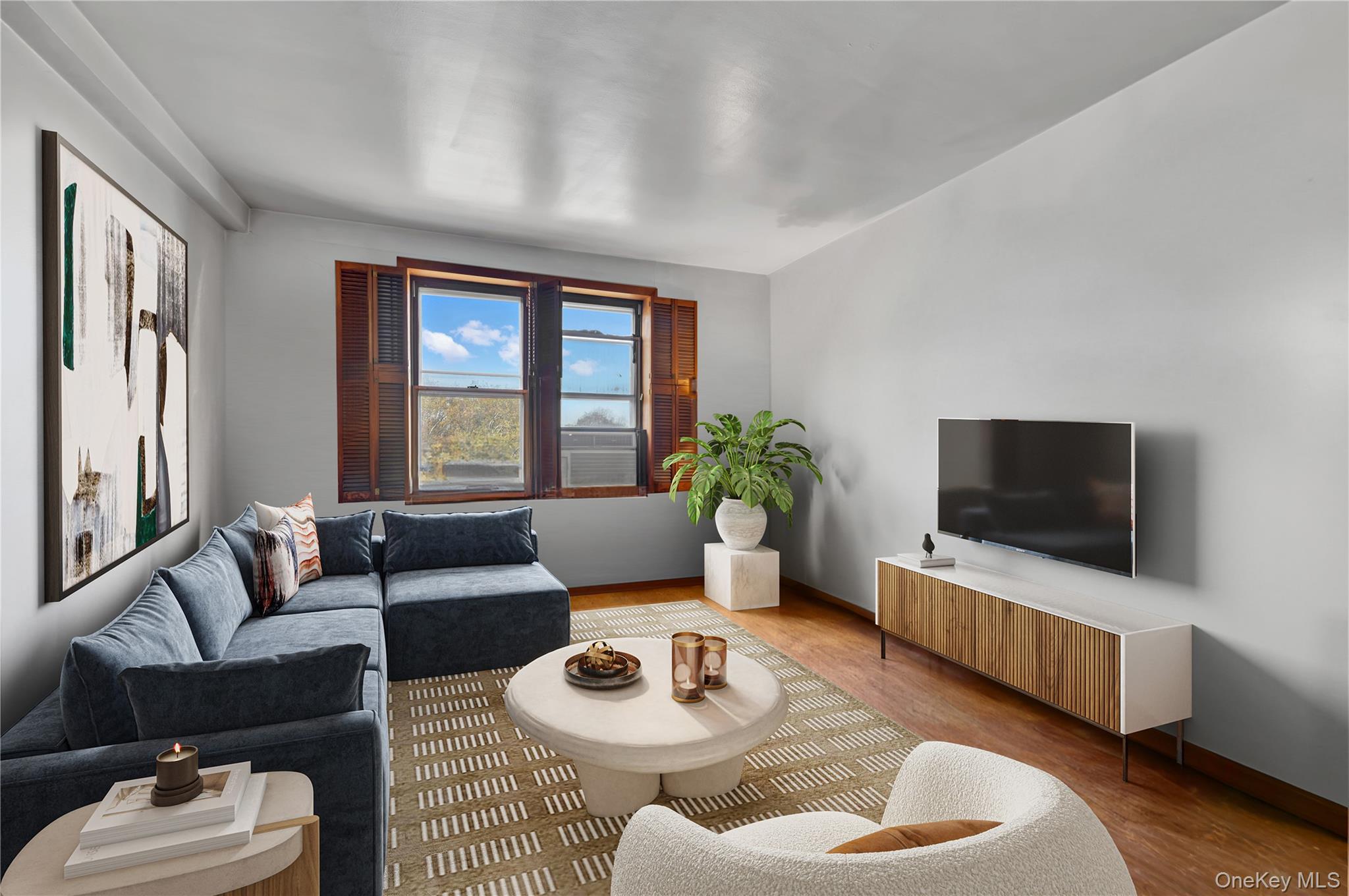 #5 photo, 800 Grand Concourse, Bronx , NY 10451