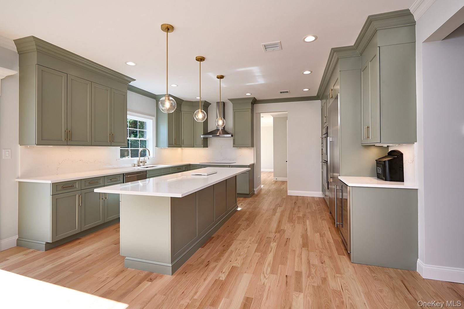 #15 photo, 1529 Fenimore Street, North Bellmore , NY 11710