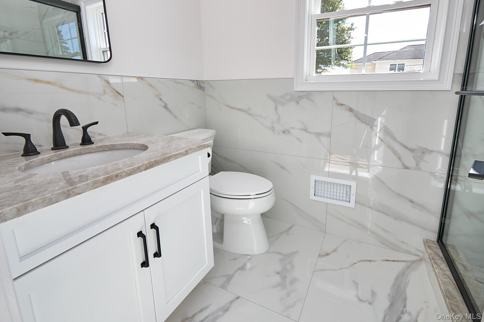 #16 photo, 1529 Fenimore Street, North Bellmore , NY 11710