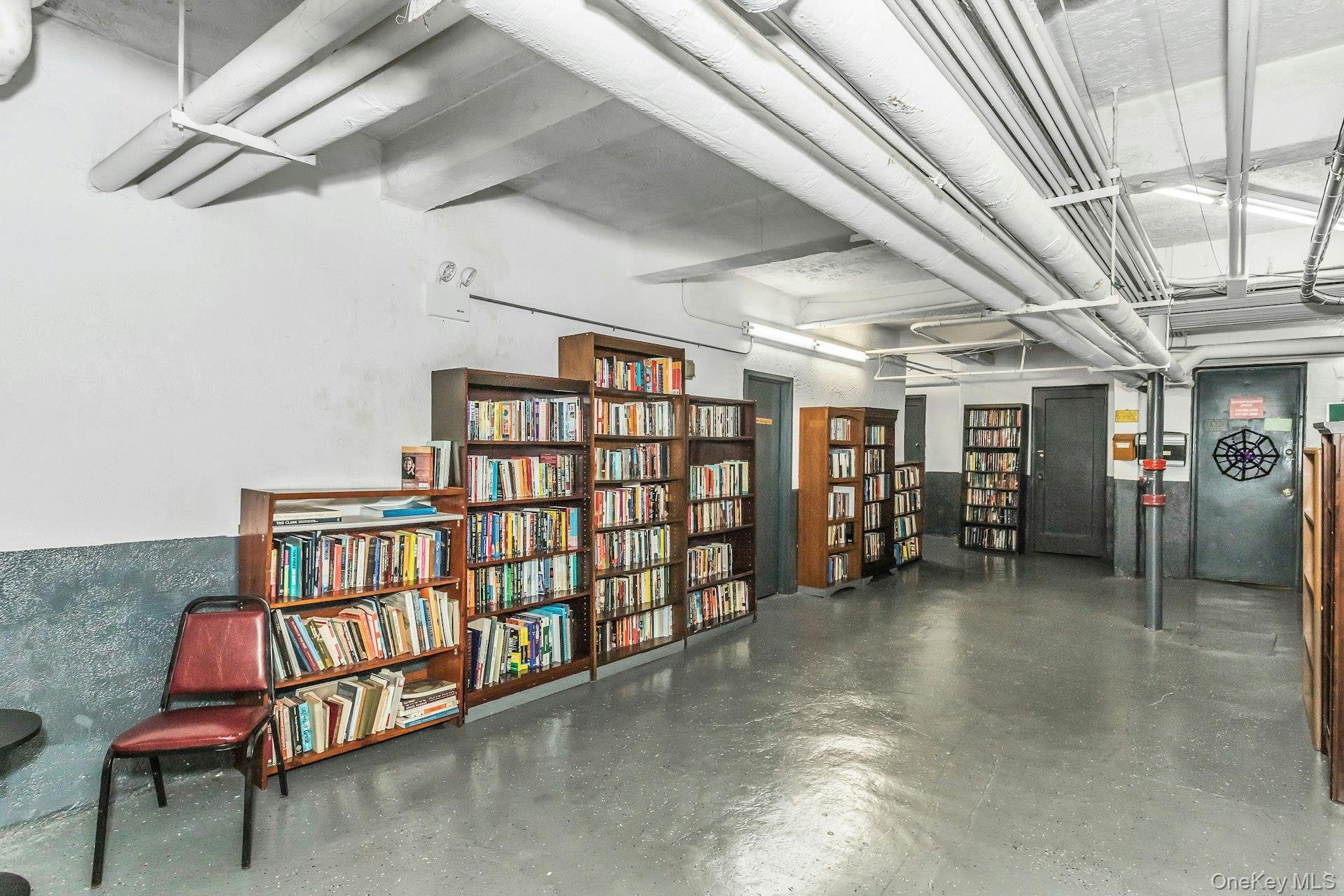 #12 photo, 99-45 67th Road, Forest Hills , NY 11375