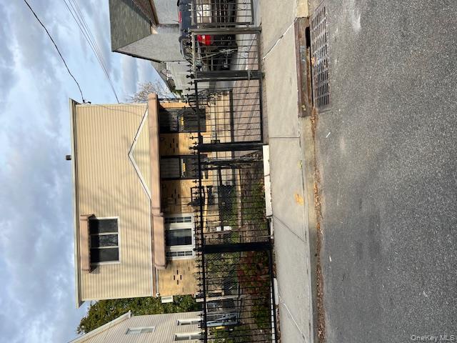 #1 photo, 11847 196th Street, Saint Albans , NY 11412