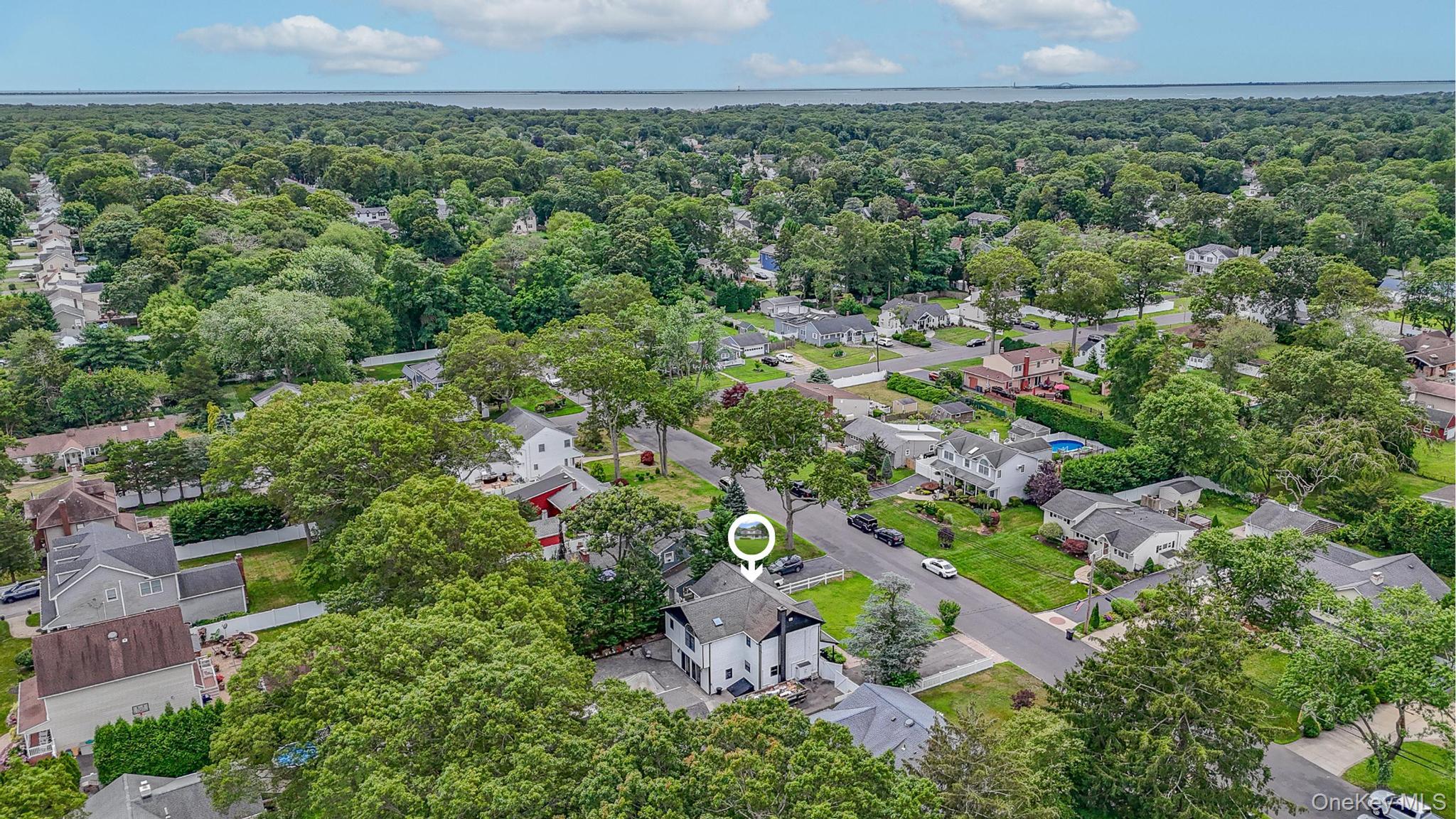 #8 photo, 47 Yuma Lane, East Islip , NY 11730