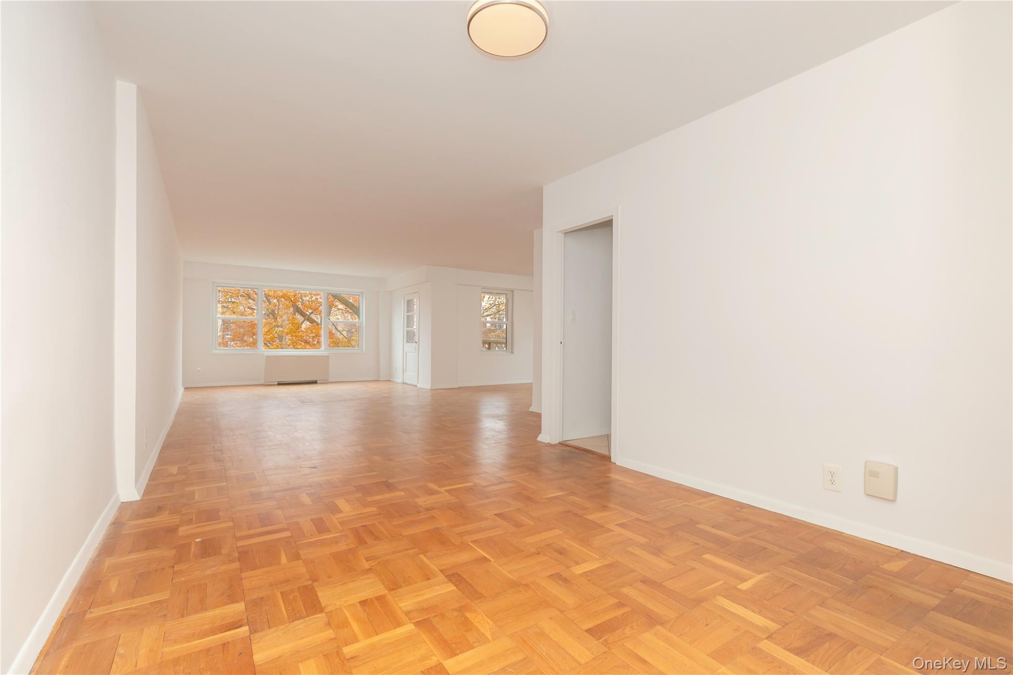 #12 photo, 1200 Midland Avenue, Bronxville , NY 10708