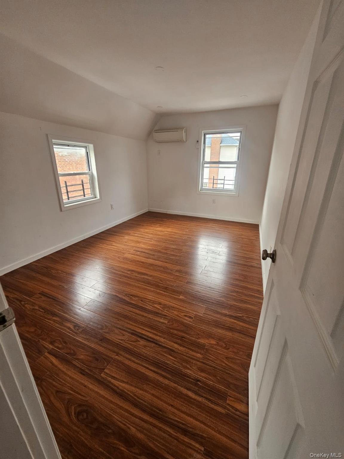 #1 photo, 3141 Kingsbridge Terrace, Bronx , NY 10463