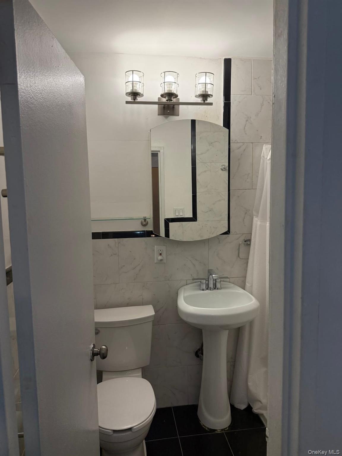 #12 photo, 3520 Tryon Avenue, Bronx , NY 10467