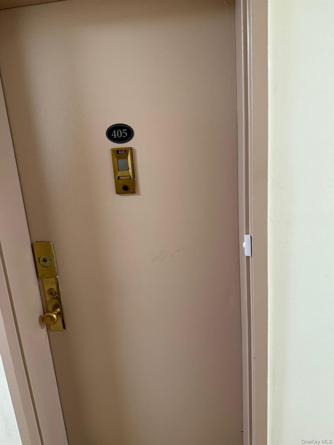 #8 photo, 3520 Tryon Avenue, Bronx , NY 10467