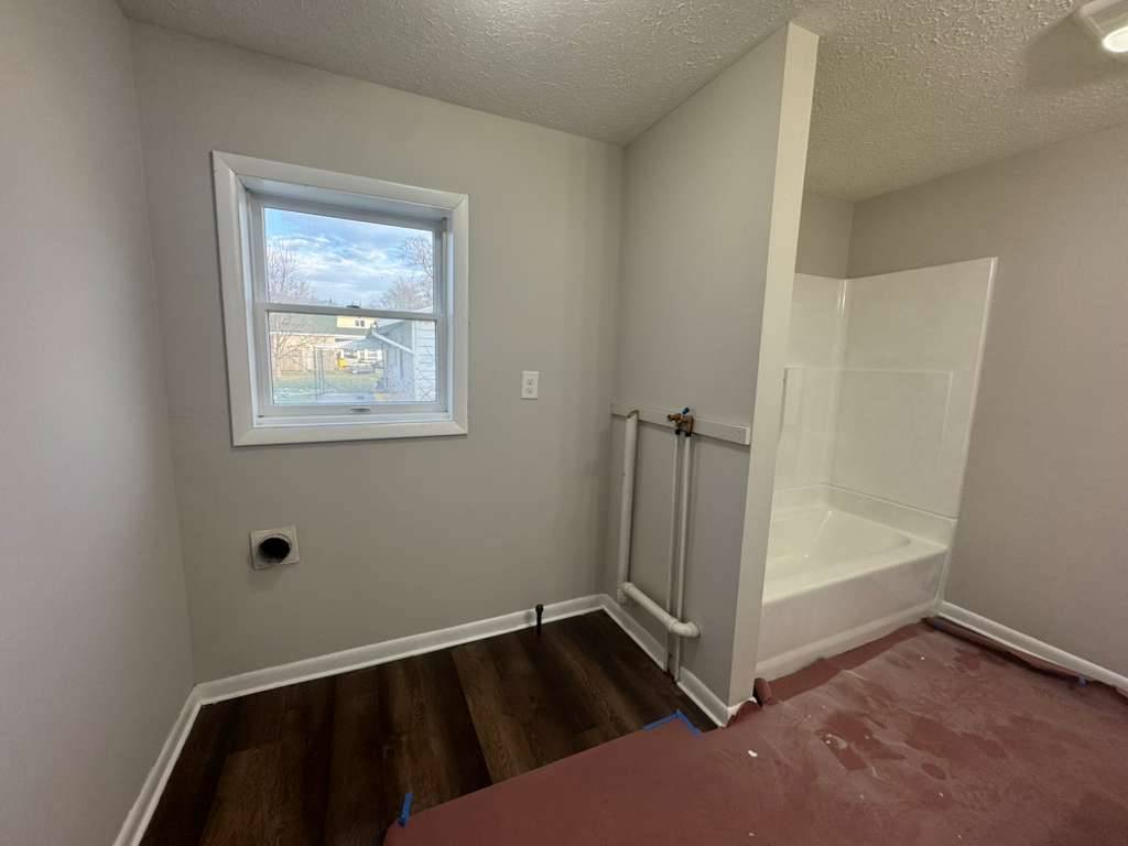 #28 photo, 521 Luce St, Elmira , NY 14904