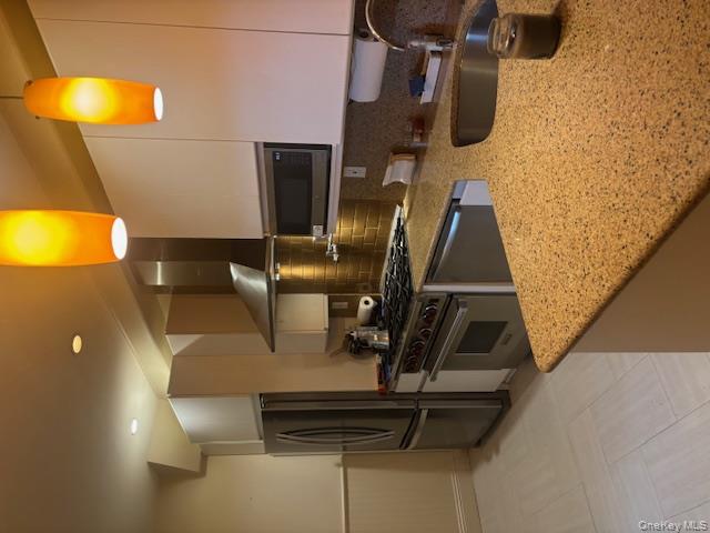 #3 photo, 404 Bauer Place, Mineola , NY 11501