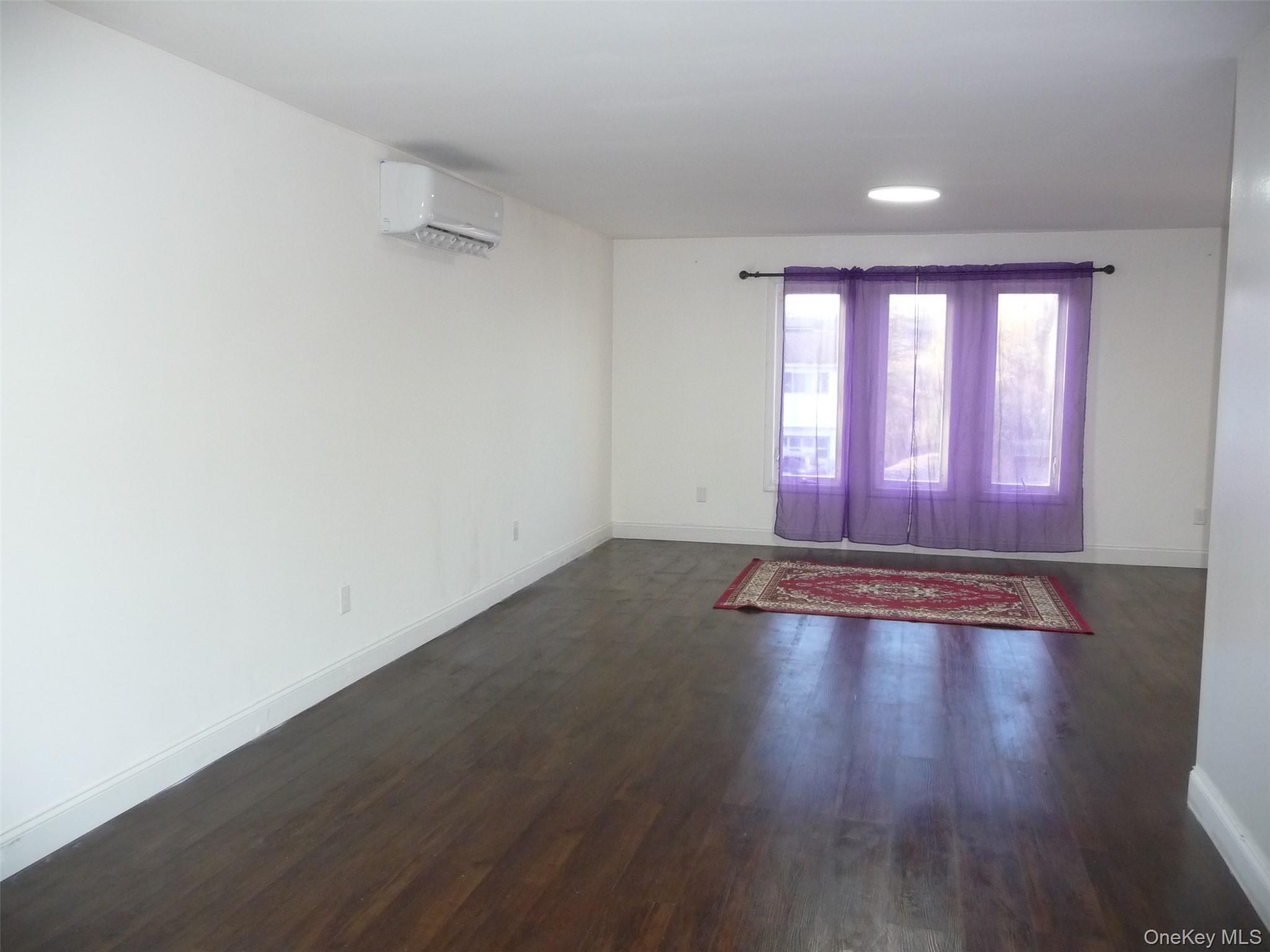 #12 photo, 7 Weather Vane Way, Middletown , NY 10940