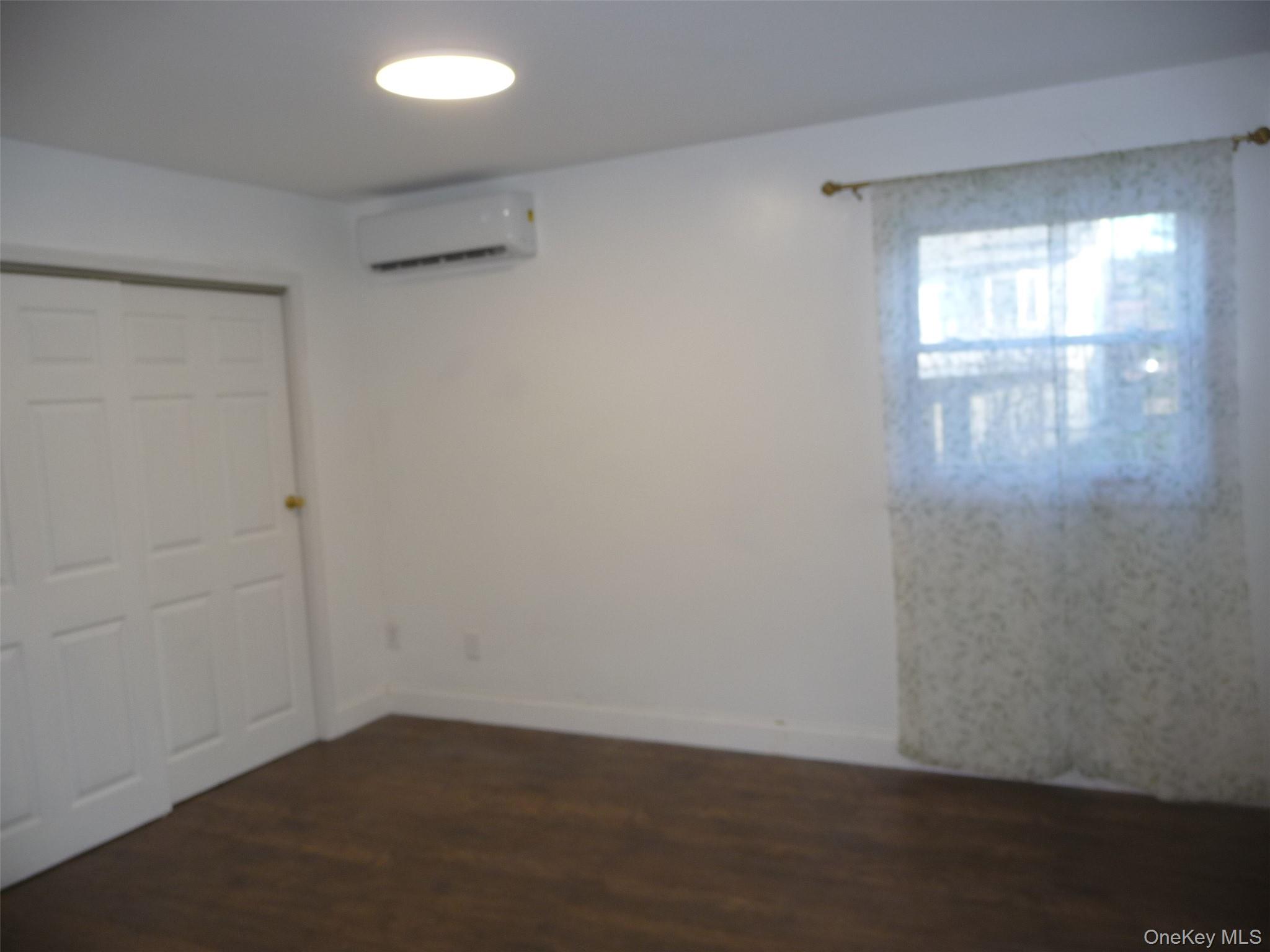 #17 photo, 7 Weather Vane Way, Middletown , NY 10940