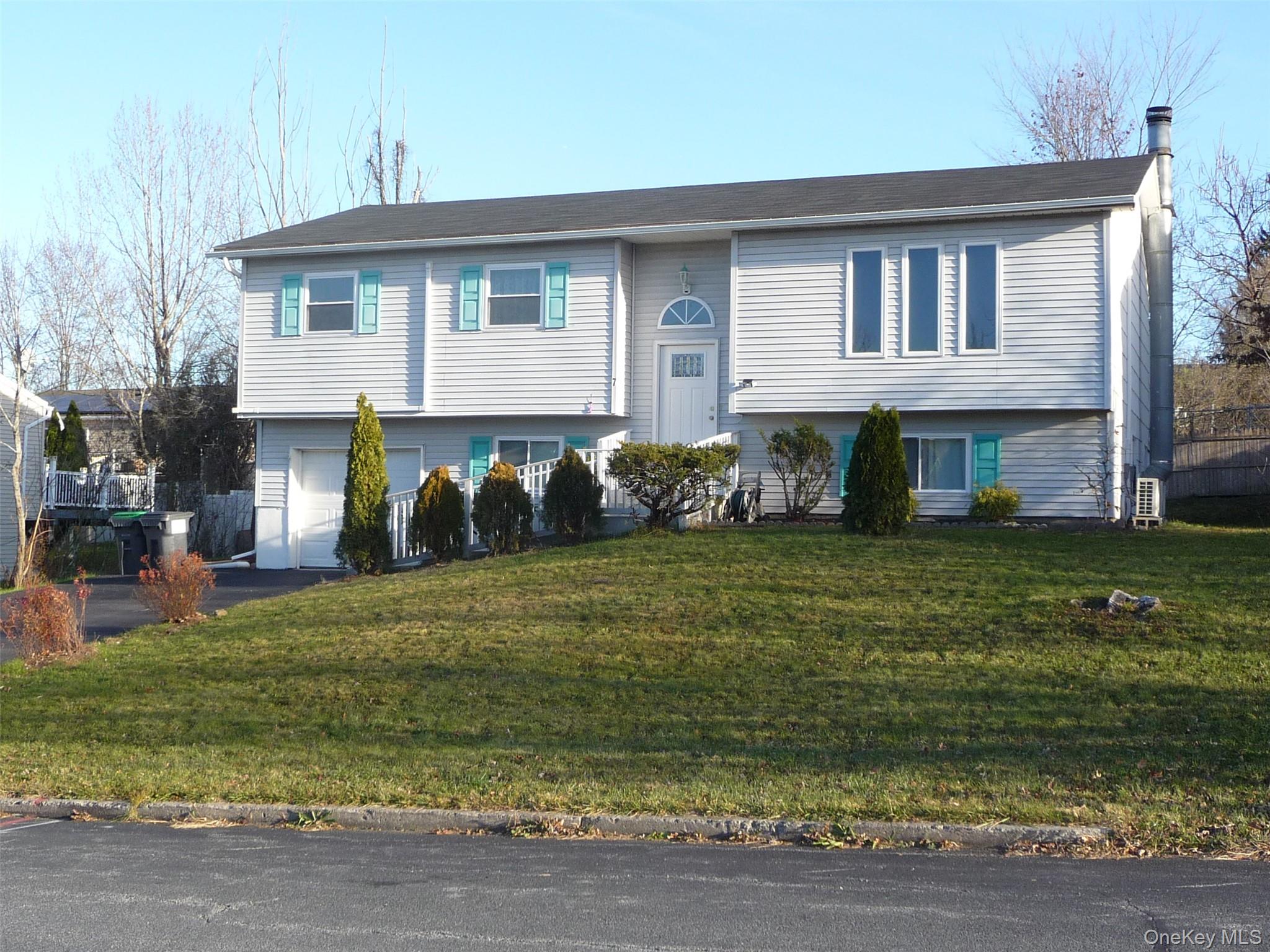 #2 photo, 7 Weather Vane Way, Middletown , NY 10940