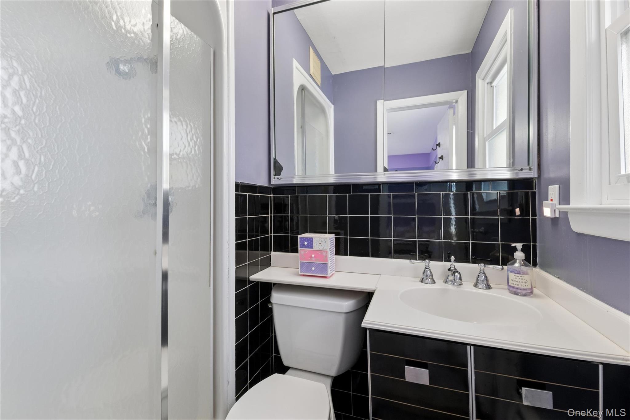 #13 photo, 686 Tanwood Drive, West Hempstead , NY 11552